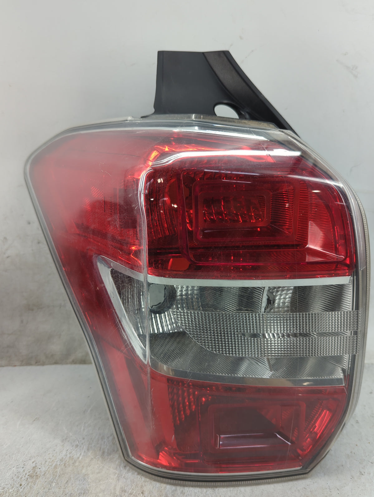 2014-2016 Subaru Forester Tail Light Assembly Driver Left OEM Fits Fits 2014 2015 2016 OEM Used Auto Parts - Oemusedautopart
