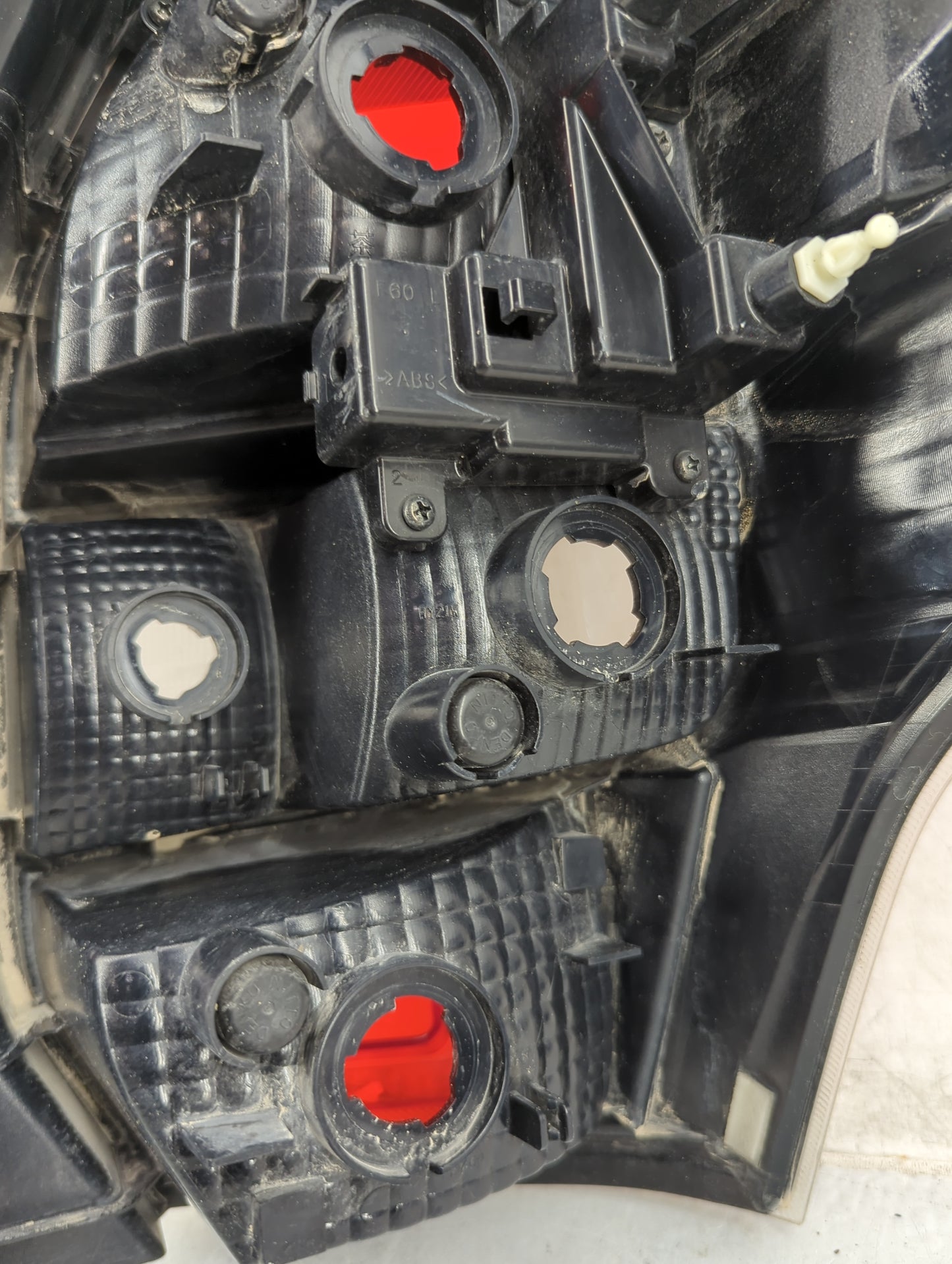 2015 Subaru Forester Tail Light Assembly Driver Left OEM Fits OEM Used Auto Parts - Oemusedautoparts1.com