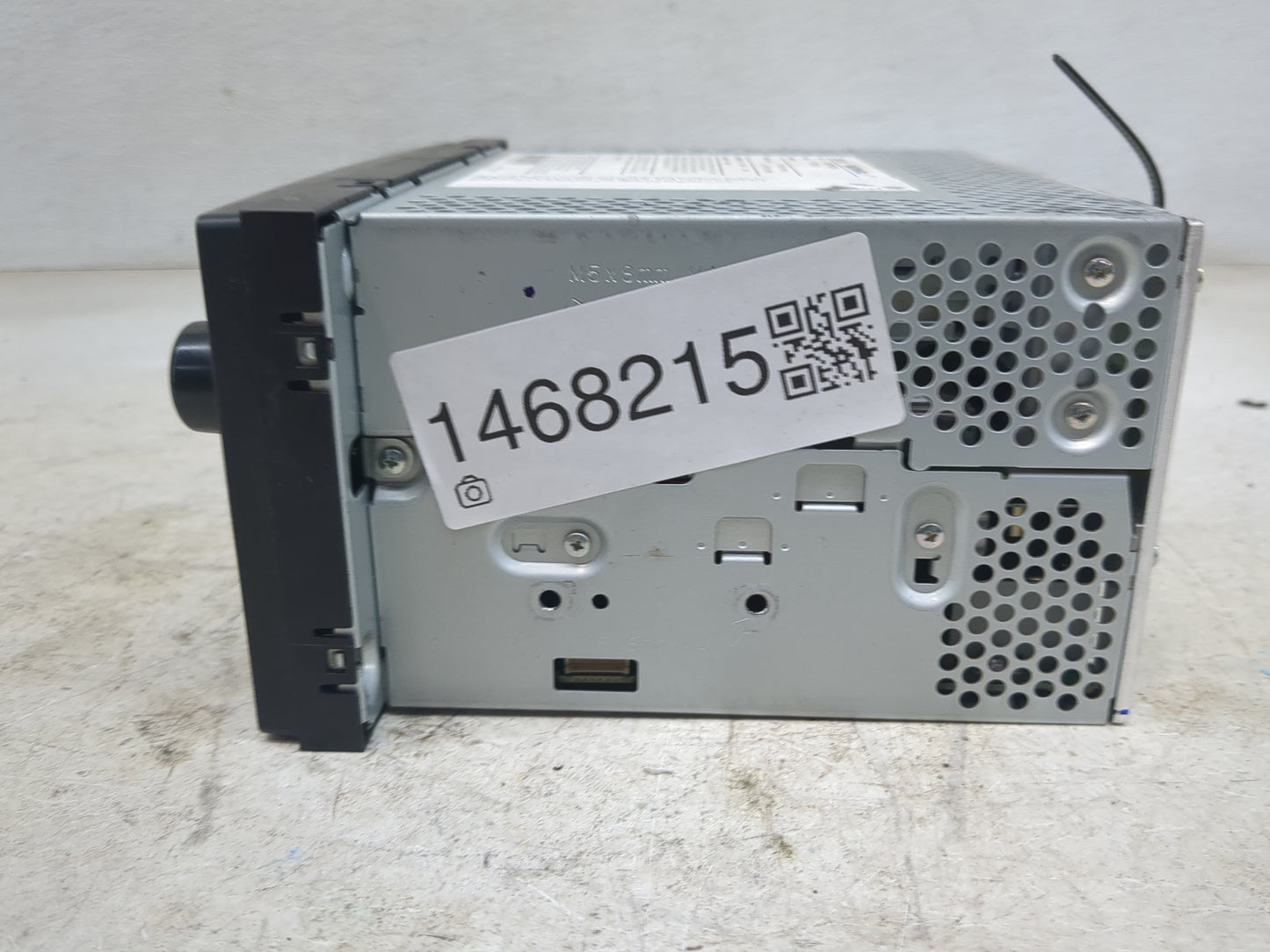 2015 Subaru Forester Radio AM FM Cd Player Receiver Replacement P/N:86201SG640 PF-3746, AX2PF3292 Fits OEM Used Auto Parts -