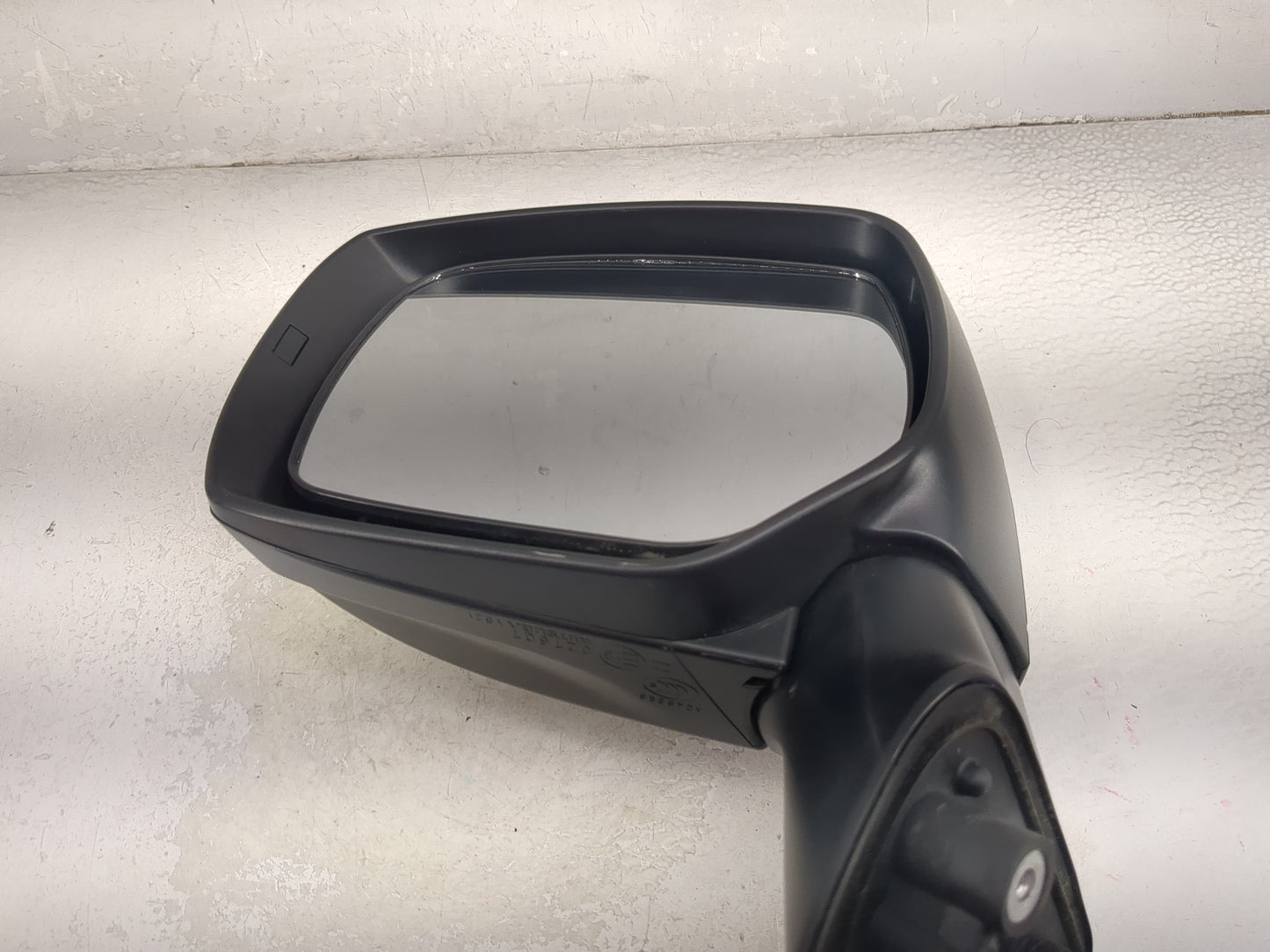 2015 Subaru Forester Passenger Side View Mirror - Right Door Mirror OEM Used - Oemusedautoparts1.com
