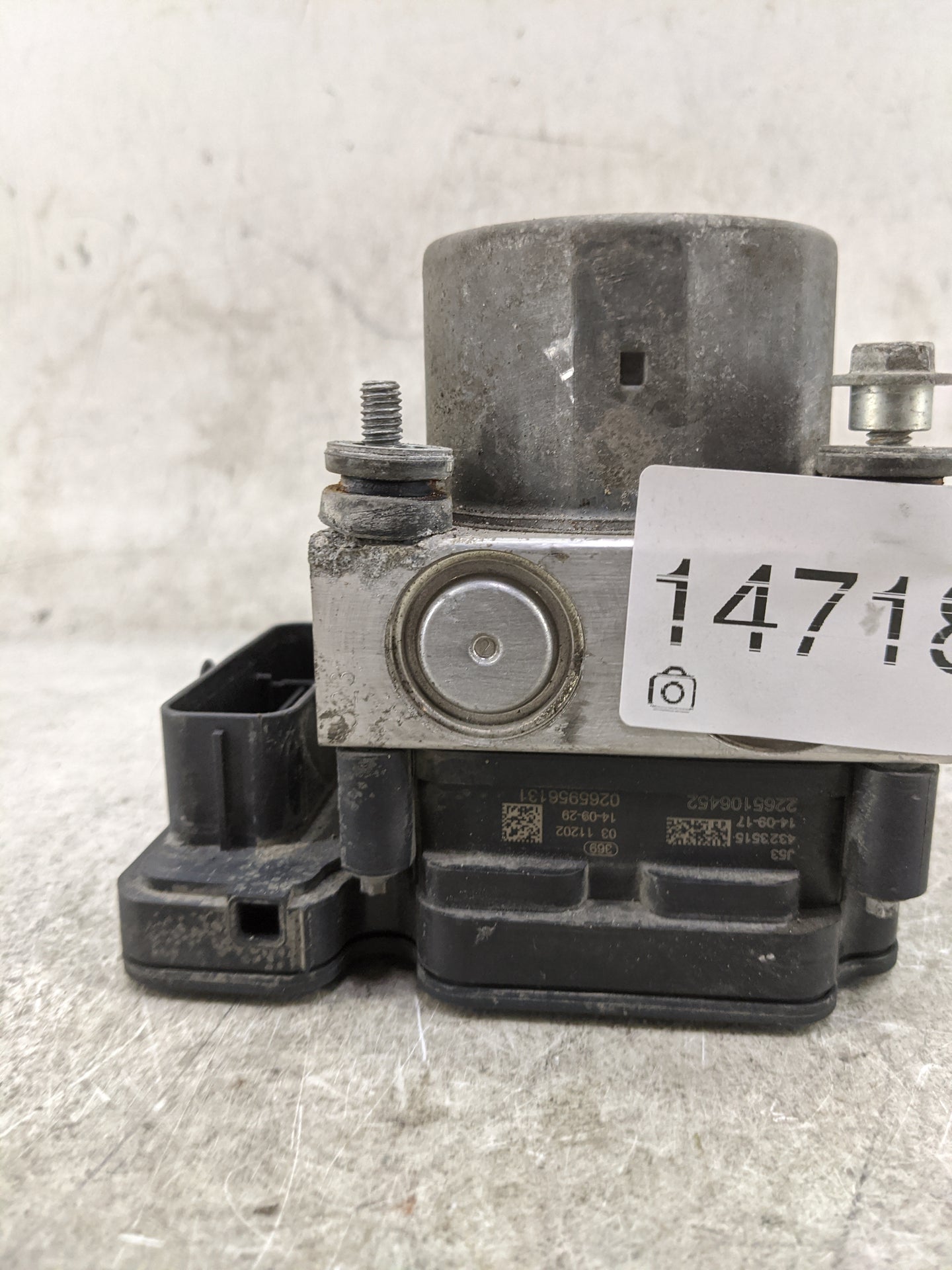 2014-2015 Subaru Forester ABS Pump Control Module Replacement P/N:0265956131 0265236674, 2265106452, 4323515 Fits Fits 2014 