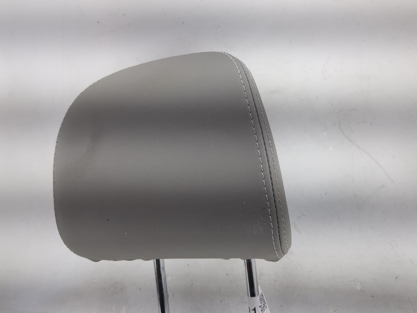 2015 Subaru Forester Headrest Head Rest Front Driver Passenger Seat Fits OEM Used Auto Parts - Oemusedautoparts1.com