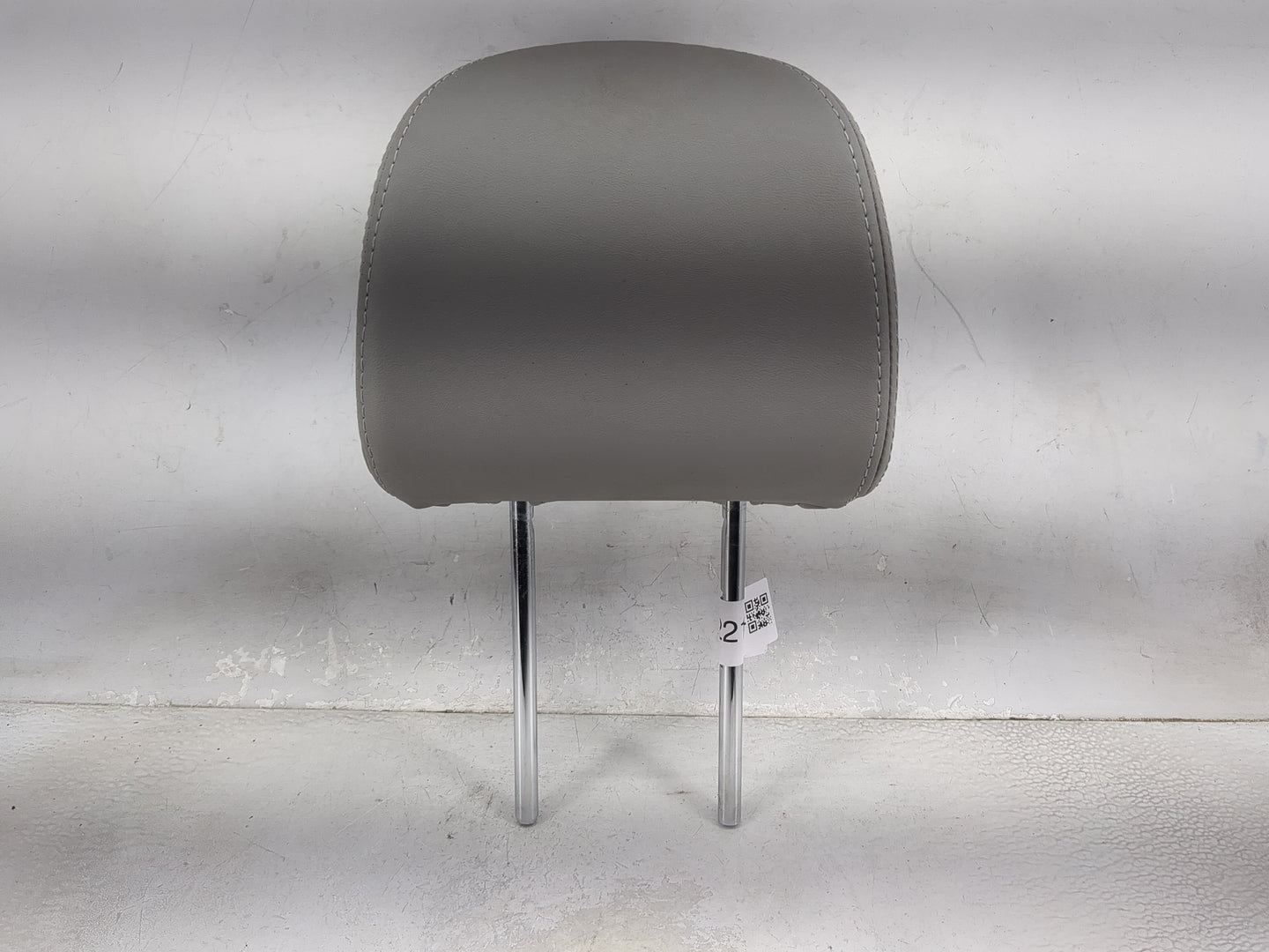 2015 Subaru Forester Headrest Head Rest Front Driver Seat Grey - Oemusedautoparts1.com