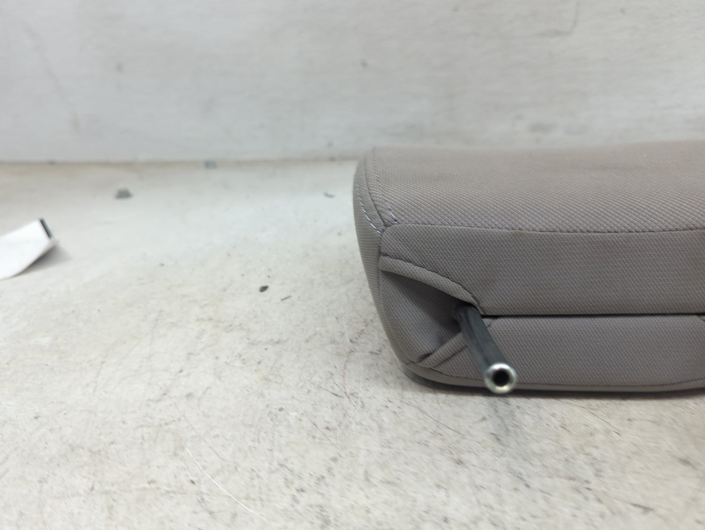 2015 Subaru Forester Headrest Head Rest Front Driver Passenger Seat Fits OEM Used Auto Parts - Oemusedautoparts1.com