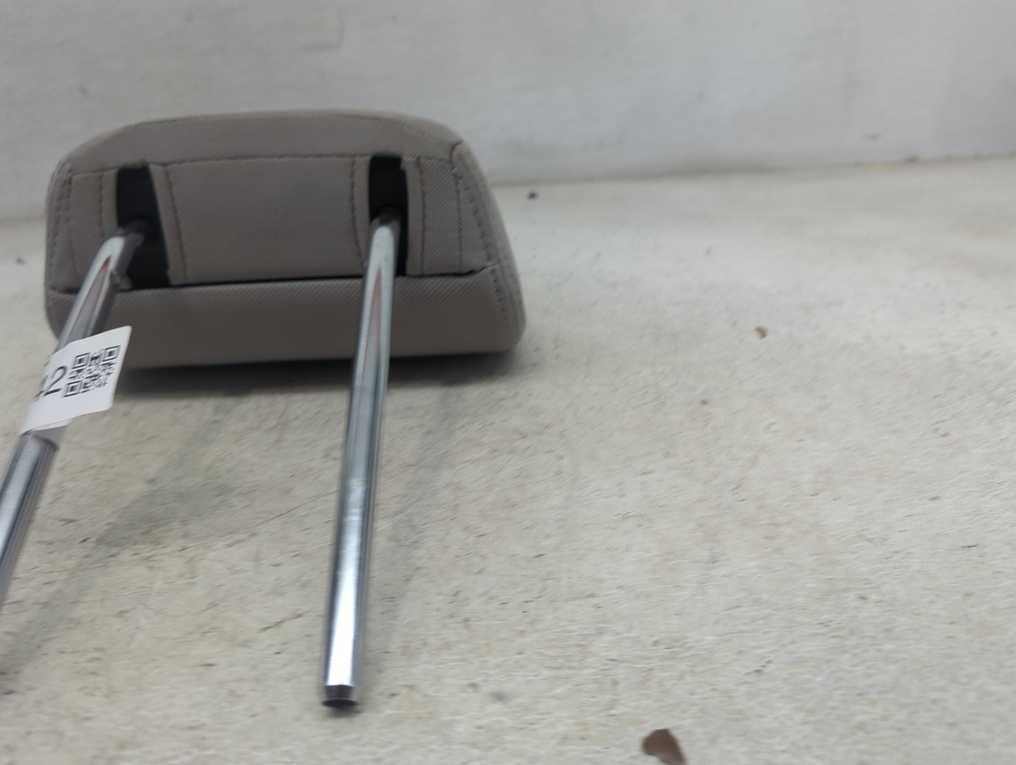 2015 Subaru Forester Headrest Head Rest Front Passenger Seat Tan - Oemusedautoparts1.com