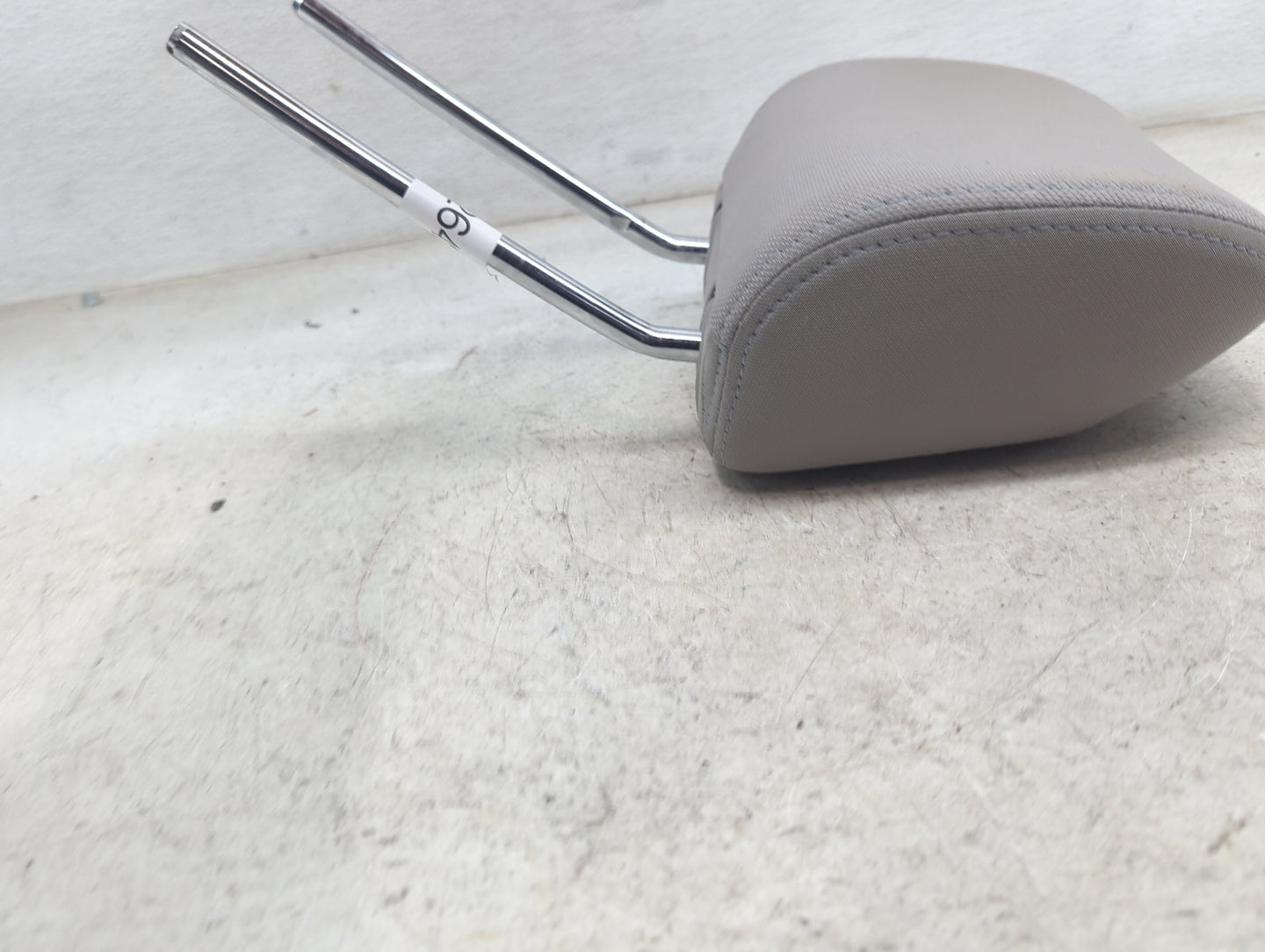 2015 Subaru Forester Headrest Head Rest Front Passenger Seat Tan - Oemusedautoparts1.com