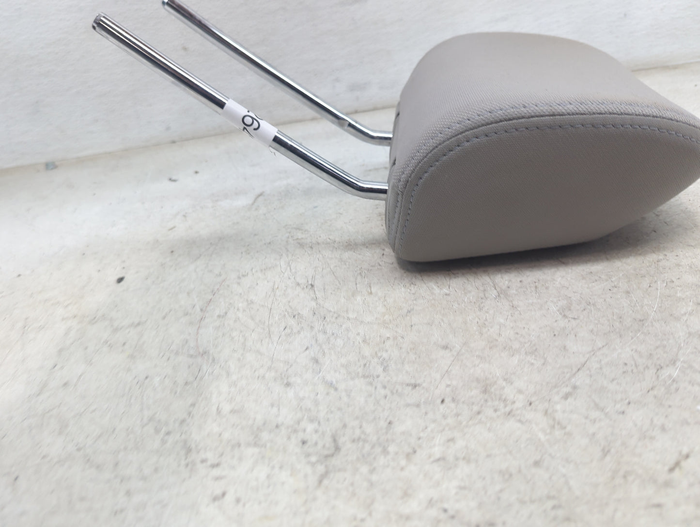 2015 Subaru Forester Headrest Head Rest Front Passenger Seat Tan - Oemusedautoparts1.com