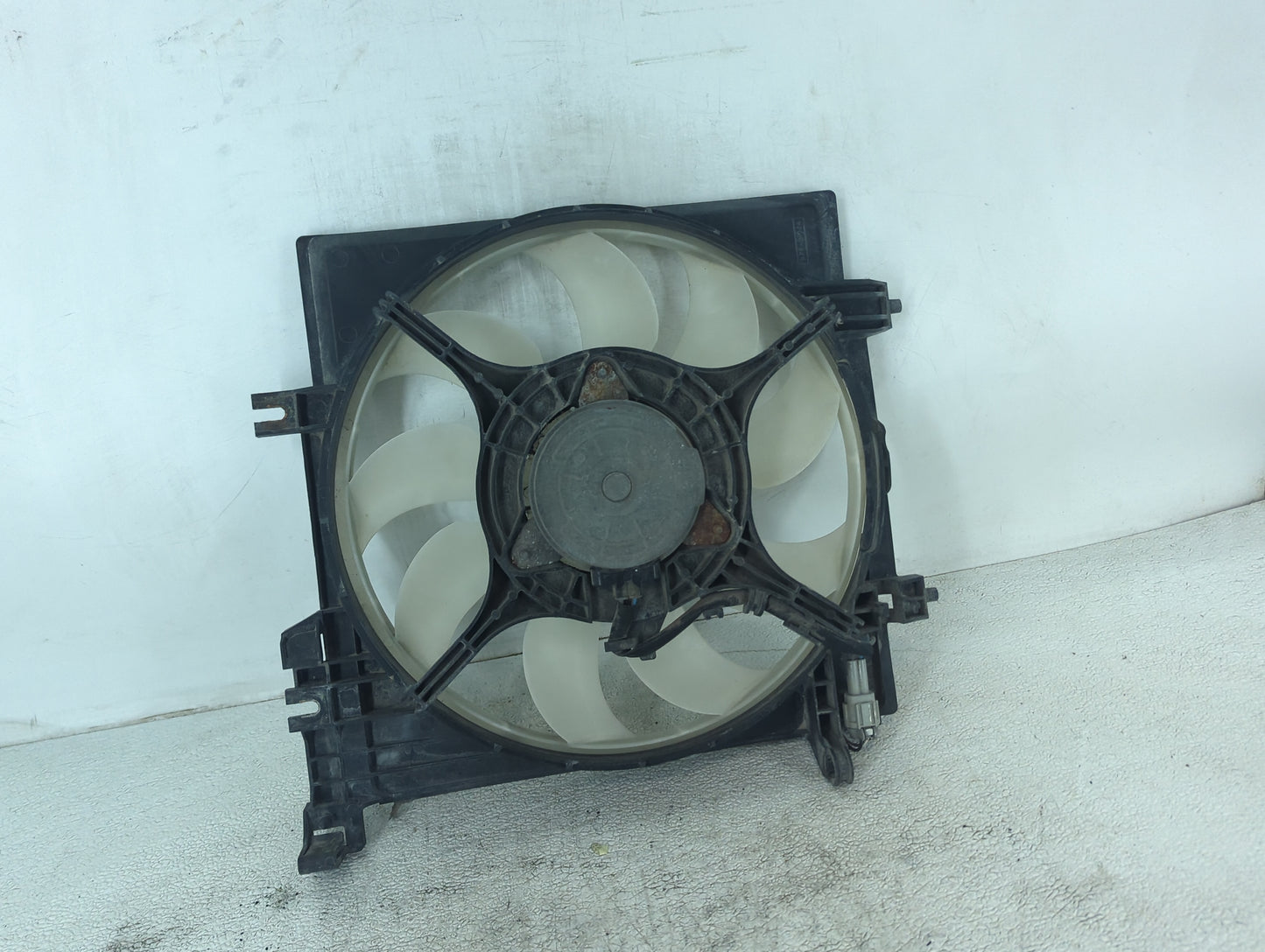 2015 Subaru Forester Electric Radiator Cooling Fan Motor Assembly Fits Fits 2016 2017 2018 2019 2020 2021 OEM Used Auto Part