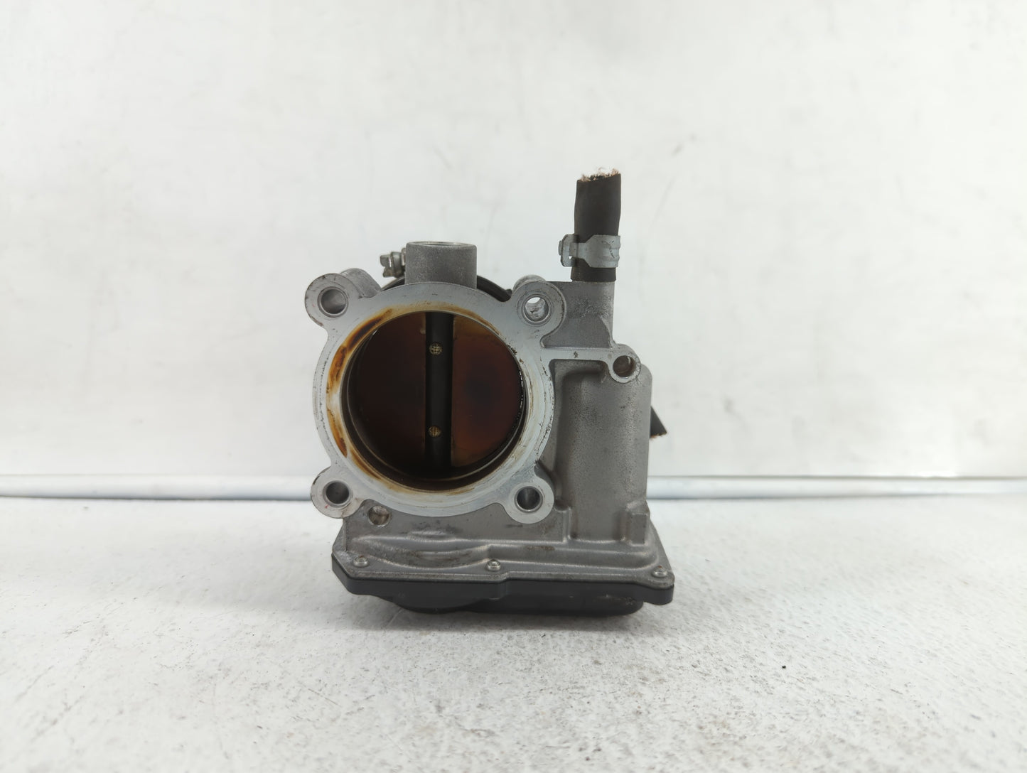 2011-2017 Subaru Forester Throttle Body P/N:16112AA380 Fits Fits 2011 2012 2013 2014 2015 2016 2017 OEM Used Auto Parts - Oe