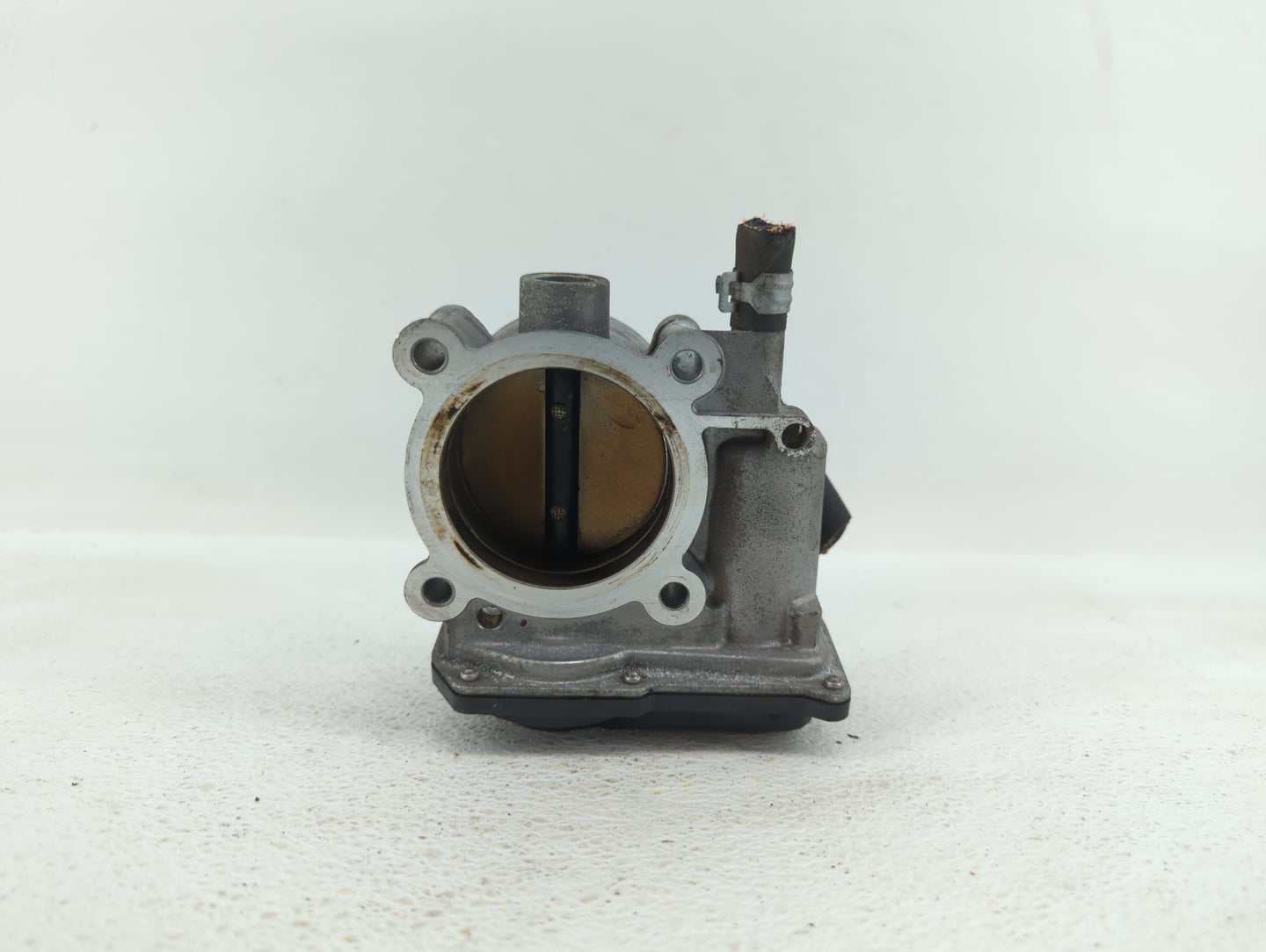 2011-2017 Subaru Forester Throttle Body P/N:16112AA380 Fits Fits 2011 2012 2013 2014 2015 2016 2017 OEM Used Auto Parts - Oe