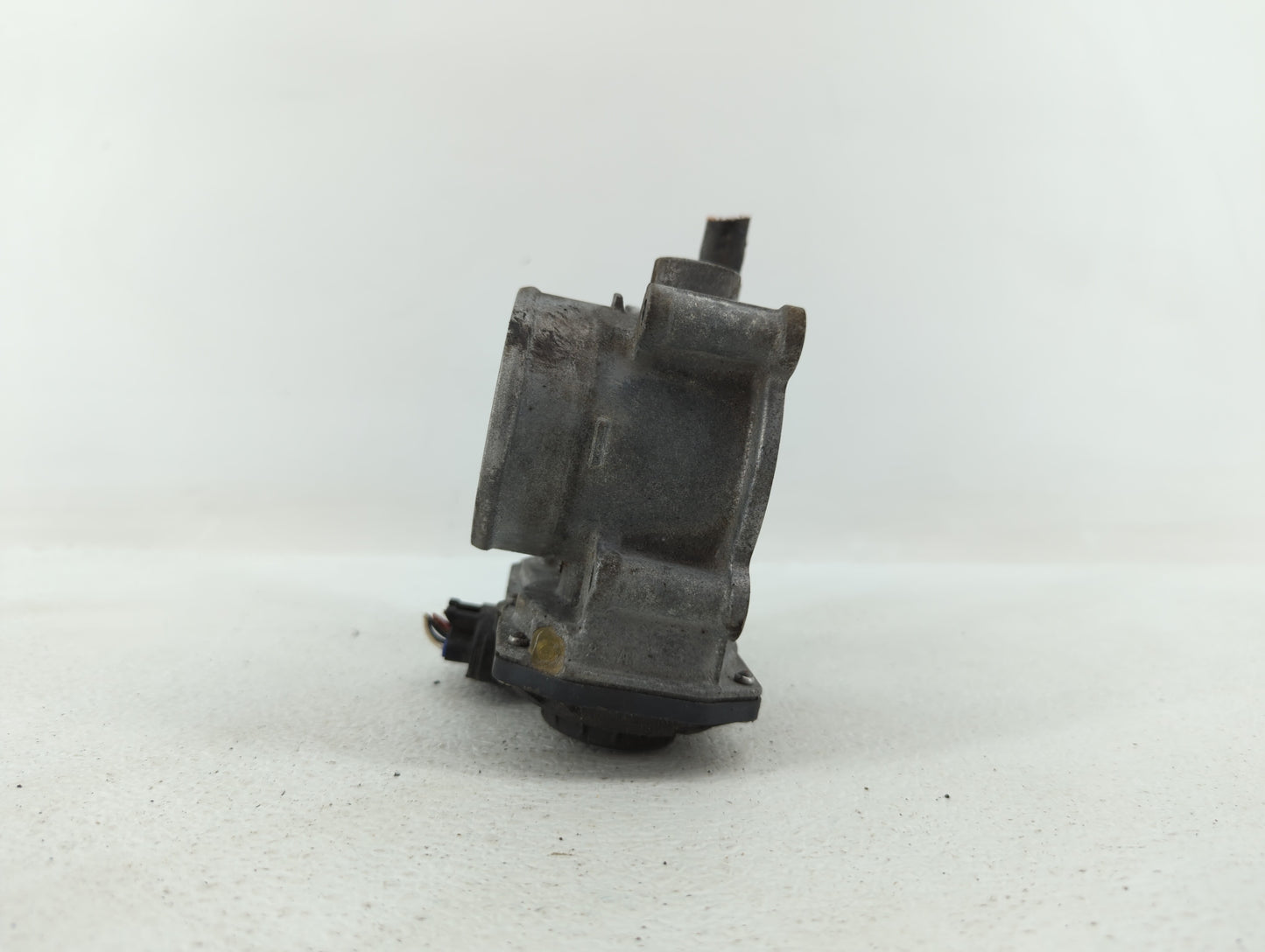2011-2017 Subaru Forester Throttle Body P/N:16112AA380 Fits Fits 2011 2012 2013 2014 2015 2016 2017 OEM Used Auto Parts - Oe