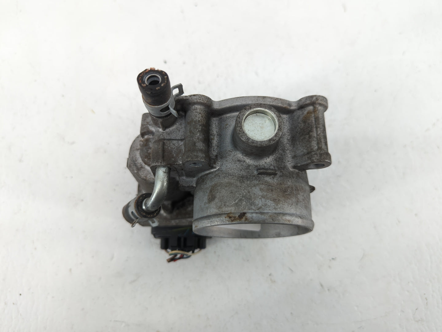 2011-2018 Subaru Forester Throttle Body P/N:16112AA380 Fits Fits 2011 2012 2013 2014 2015 2016 2017 2018 OEM Used Auto Parts