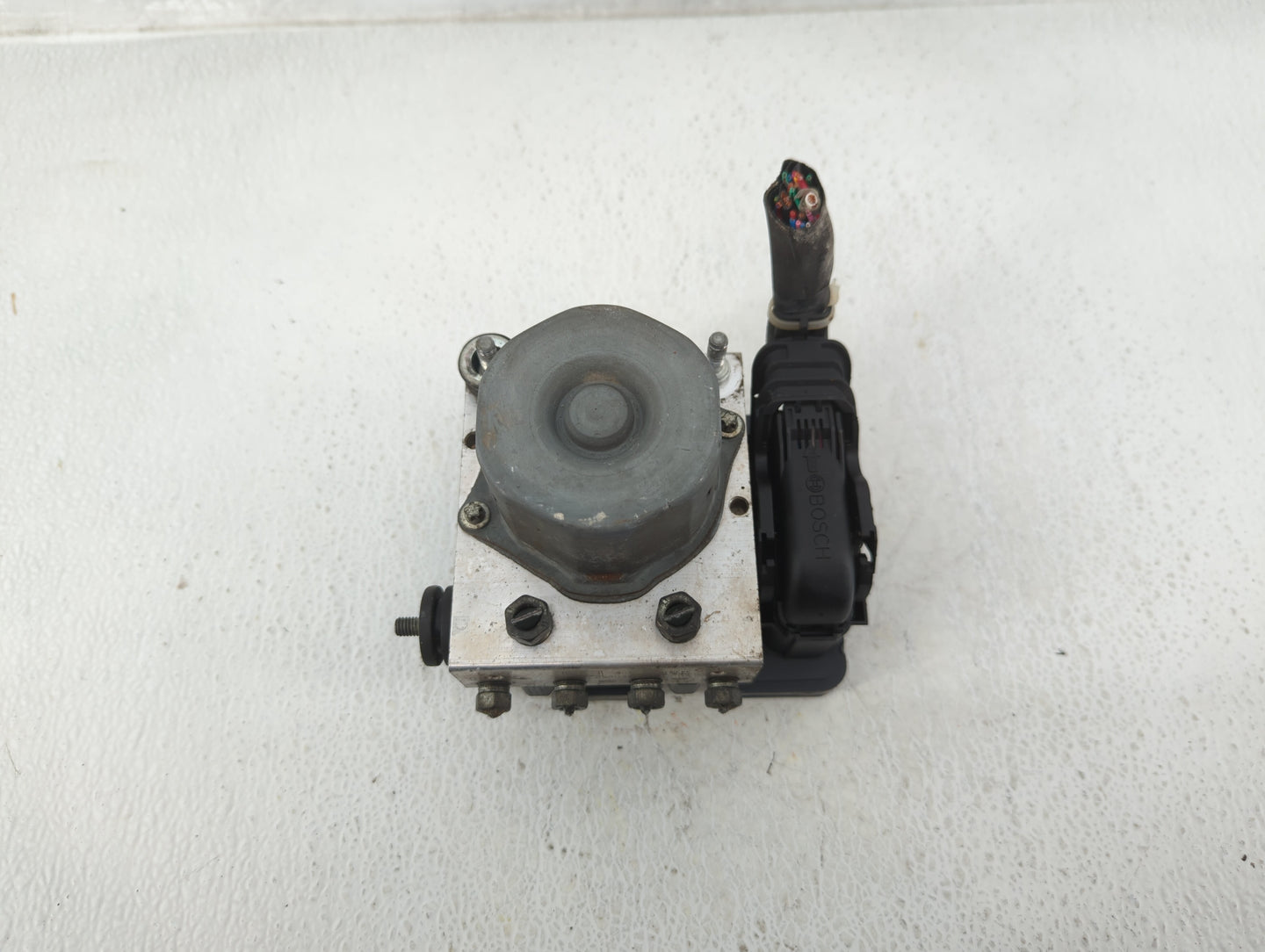 2014-2015 Subaru Forester ABS Pump Control Module Replacement P/N:27536SG000 Fits Fits 2014 2015 OEM Used Auto Parts - Oemus