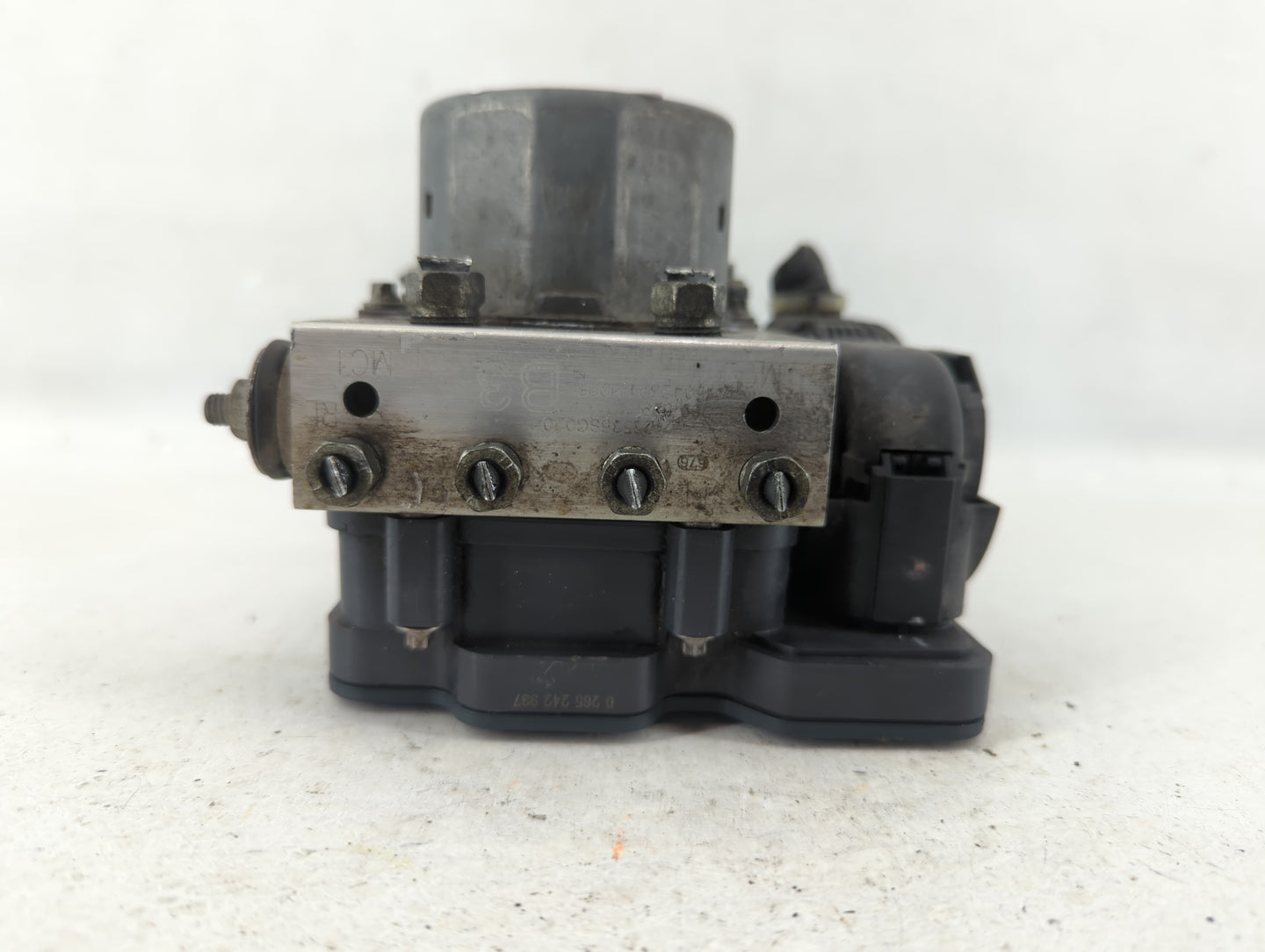 2014-2015 Subaru Forester ABS Pump Control Module Replacement P/N:27536SG020 Fits Fits 2014 2015 OEM Used Auto Parts - Oemus