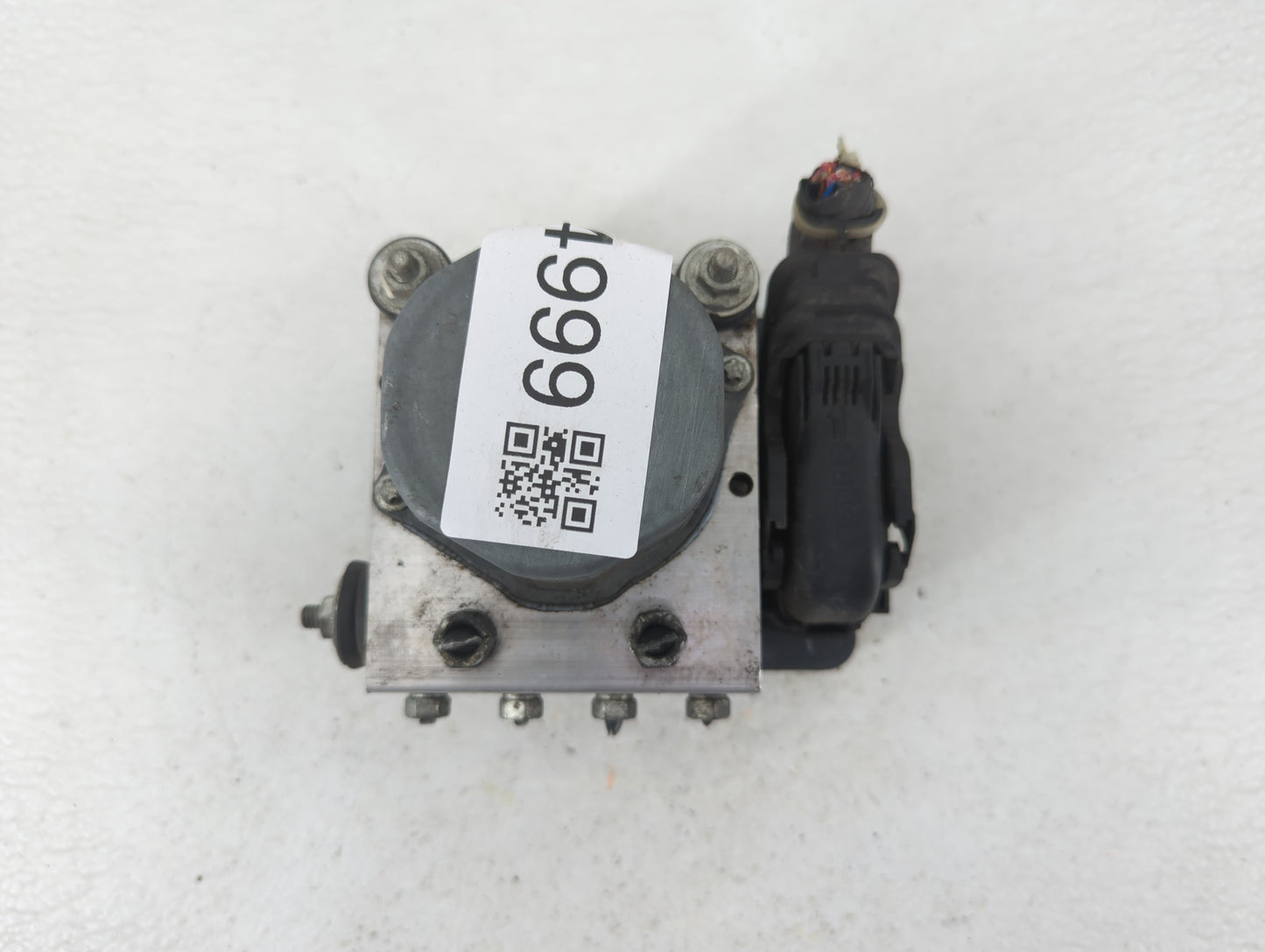 2014-2015 Subaru Forester ABS Pump Control Module Replacement P/N:27536SG020 Fits Fits 2014 2015 OEM Used Auto Parts - Oemus