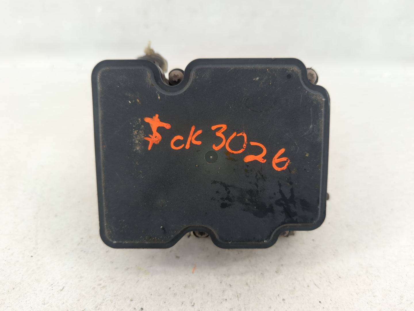 2014-2015 Subaru Forester ABS Pump Control Module Replacement P/N:27536SG020 Fits Fits 2014 2015 OEM Used Auto Parts - Oemus