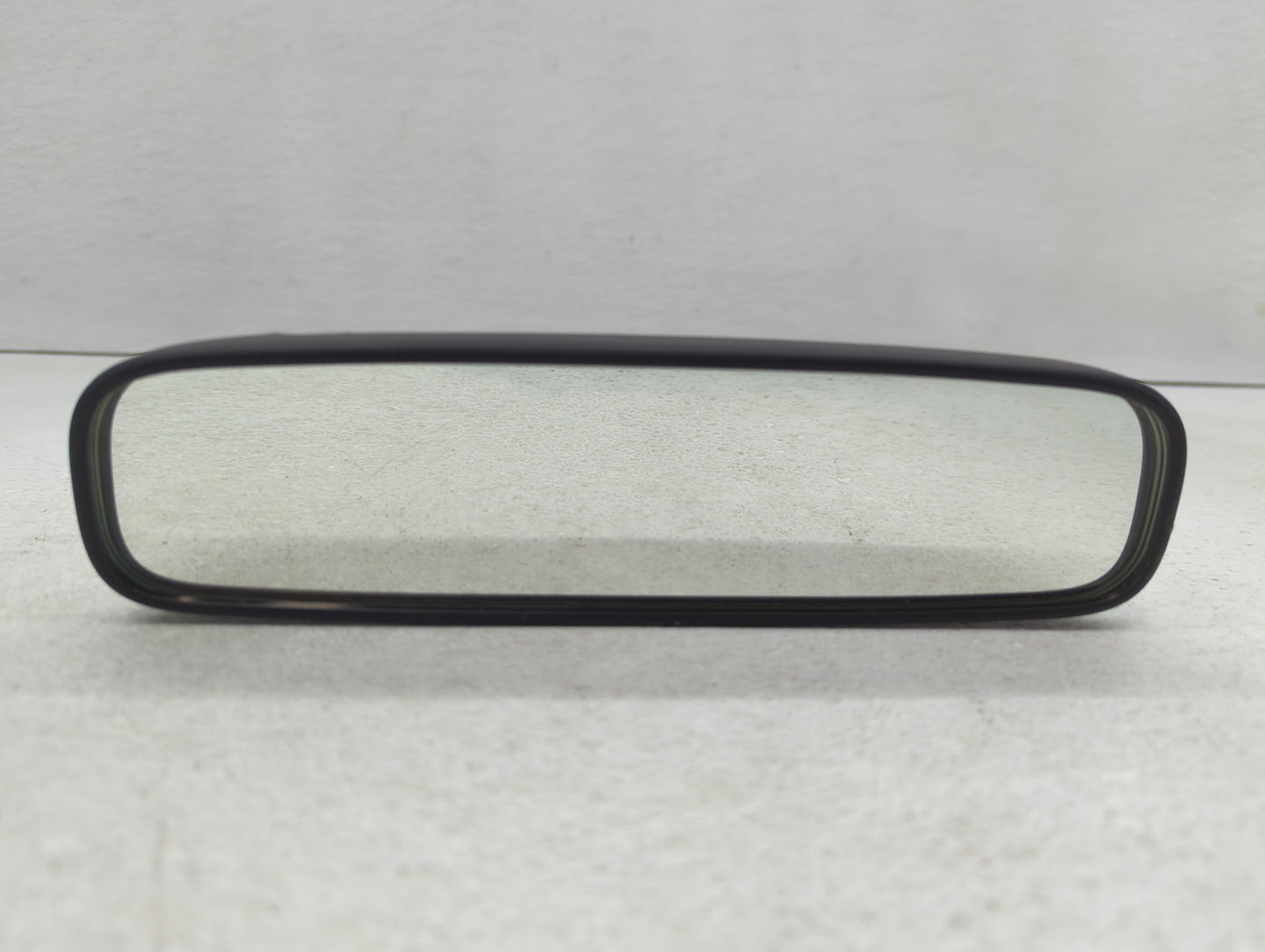 2015 Subaru Forester Interior Rear View Mirror Replacement OEM P/N:E4032197 Fits OEM Used Auto Parts - Oemusedautoparts1.com