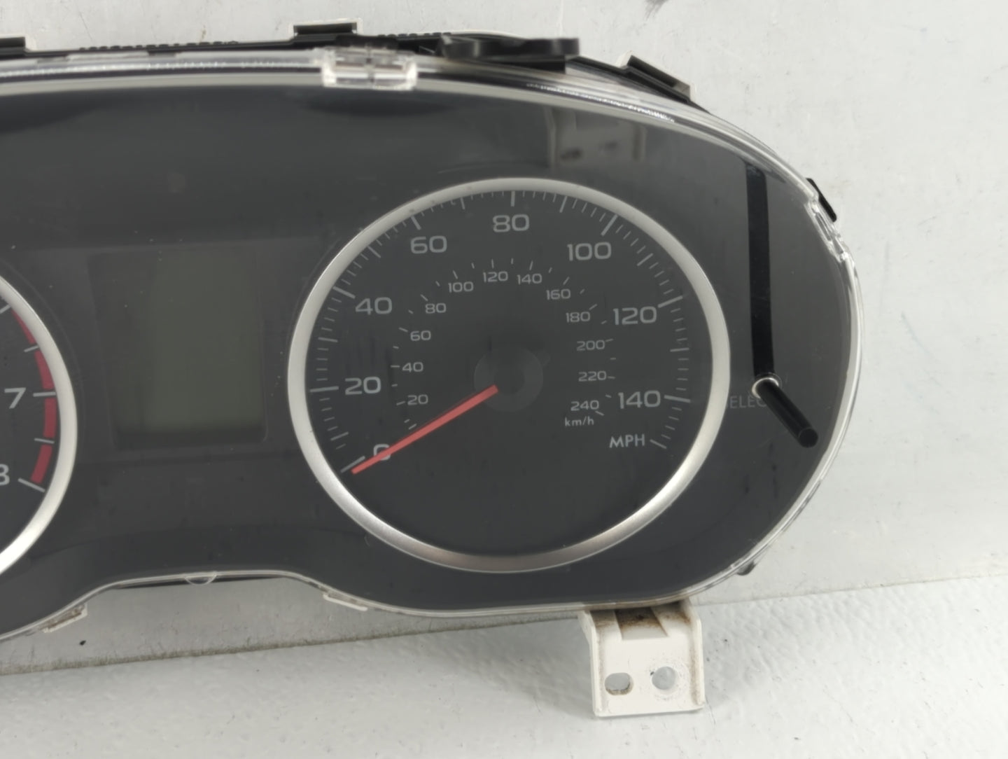 2015 Subaru Forester Instrument Cluster Speedometer Gauges P/N:85002SG660 Fits OEM Used Auto Parts - Oemusedautoparts1.com