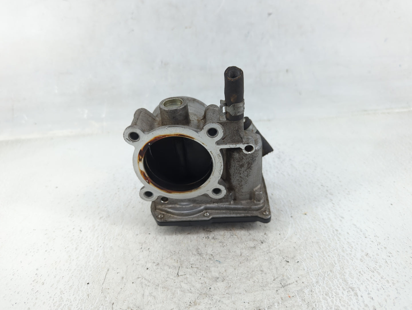 2011-2018 Subaru Forester Throttle Body P/N:16112AA380 Fits Fits 2011 2012 2013 2014 2015 2016 2017 2018 OEM Used Auto Parts
