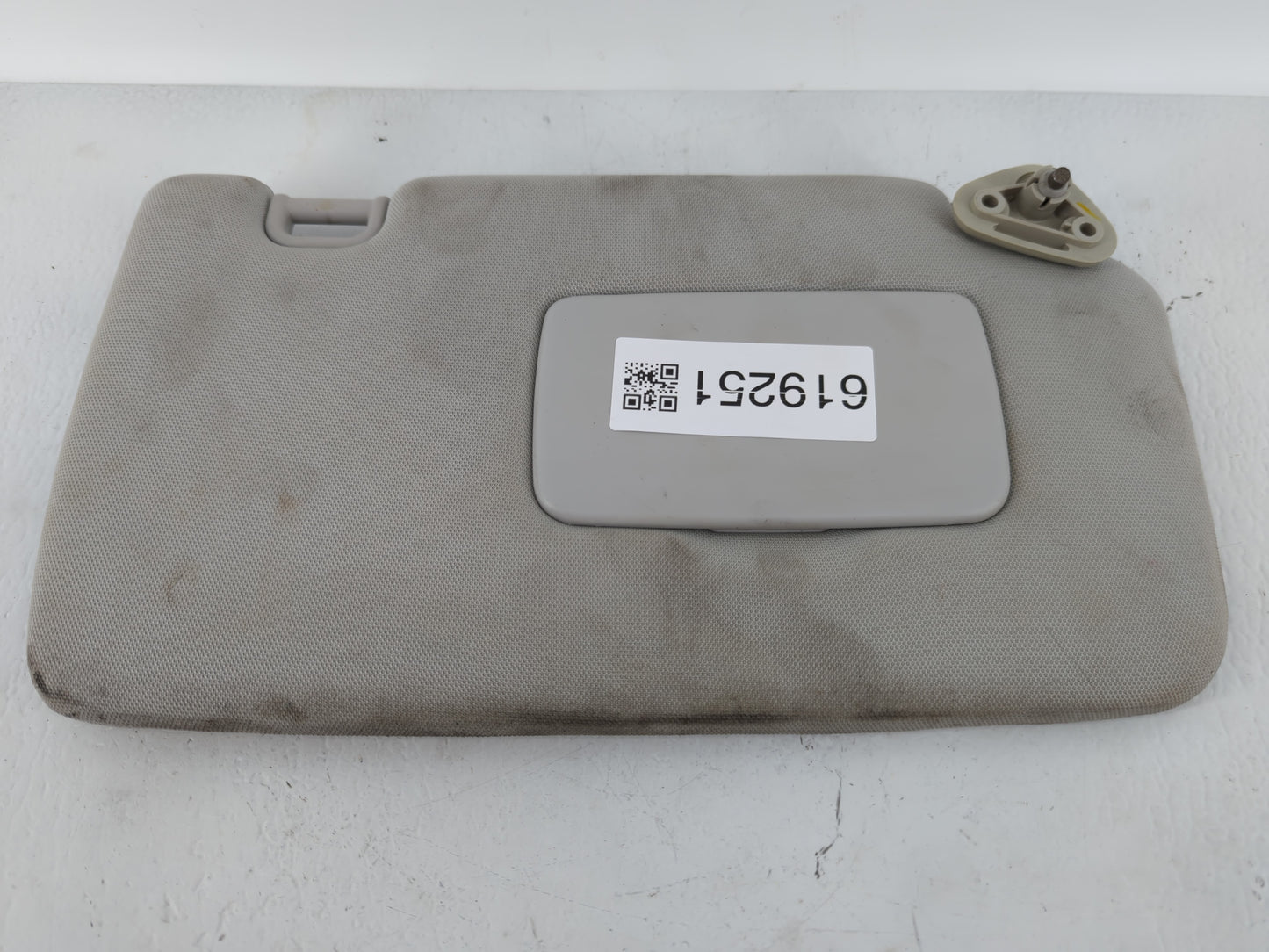 2015 Subaru Forester Sun Visor Shade Replacement Passenger Right Mirror Fits OEM Used Auto Parts - Oemusedautoparts1.com