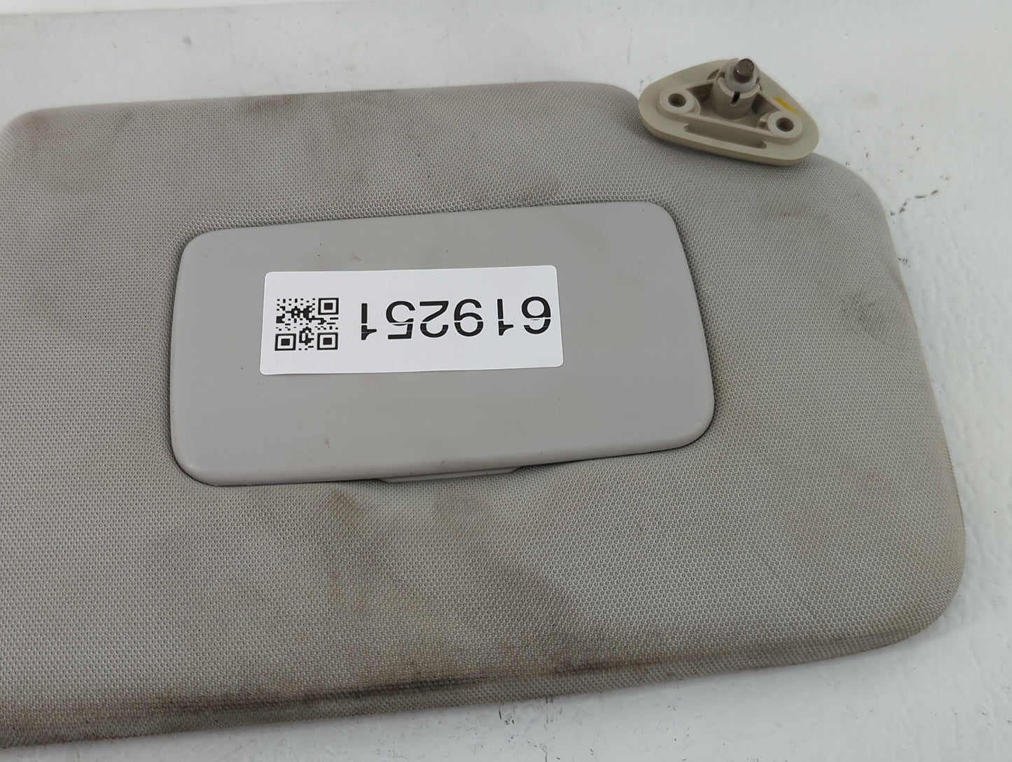 2015 Subaru Forester Sun Visor Shade Replacement Passenger Right Mirror Fits OEM Used Auto Parts - Oemusedautoparts1.com