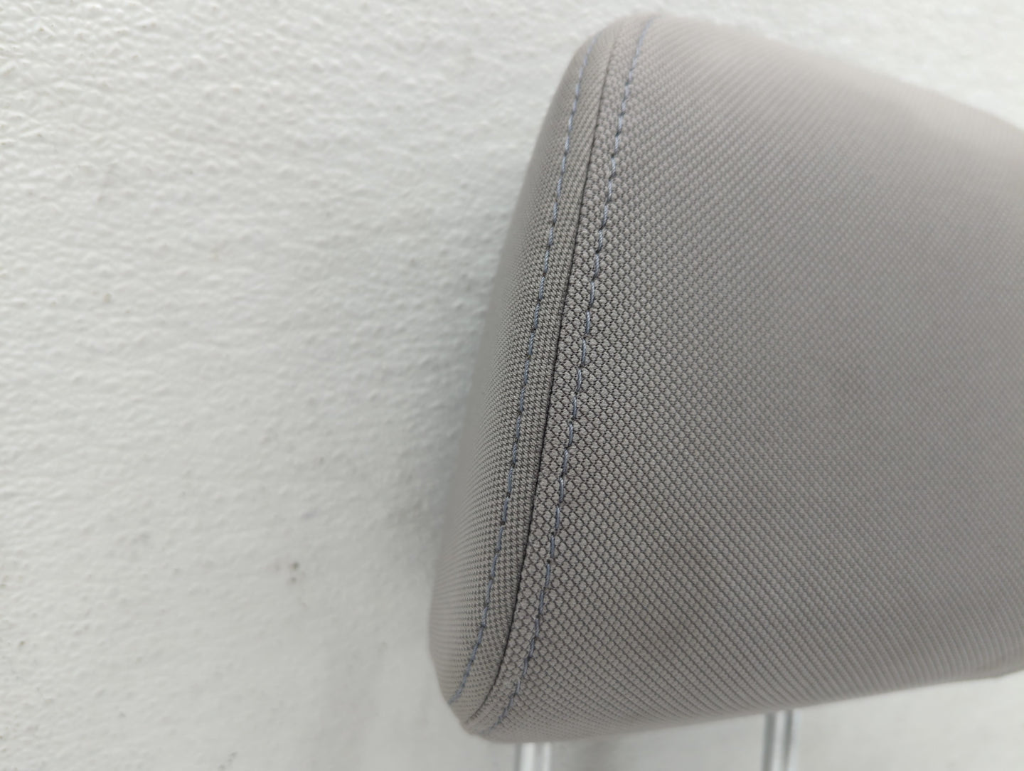 2015 Subaru Forester Headrest Head Rest Front Driver Passenger Seat Fits OEM Used Auto Parts - Oemusedautoparts1.com