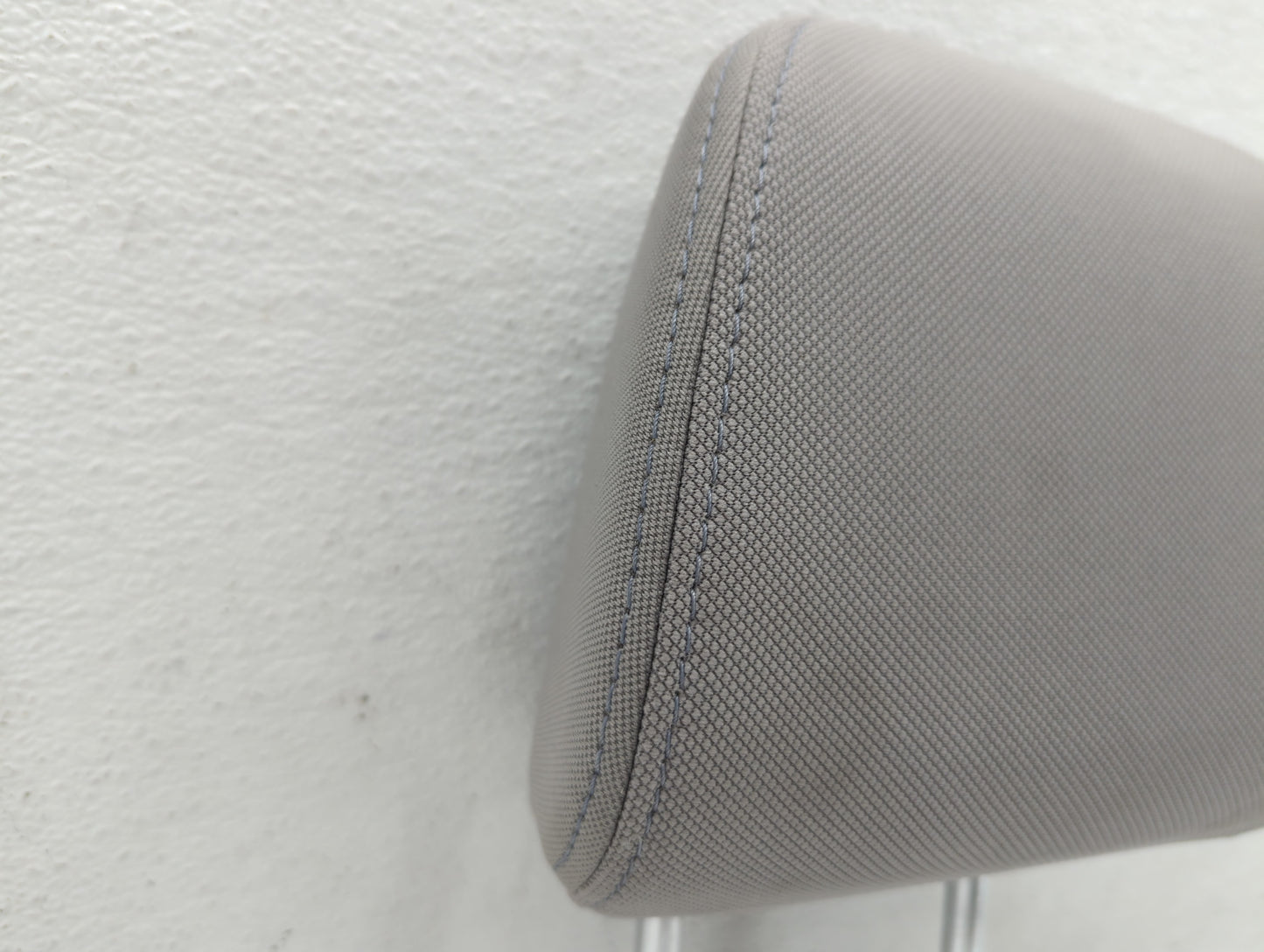 2015 Subaru Forester Headrest Head Rest Front Driver Passenger Seat Fits OEM Used Auto Parts - Oemusedautoparts1.com