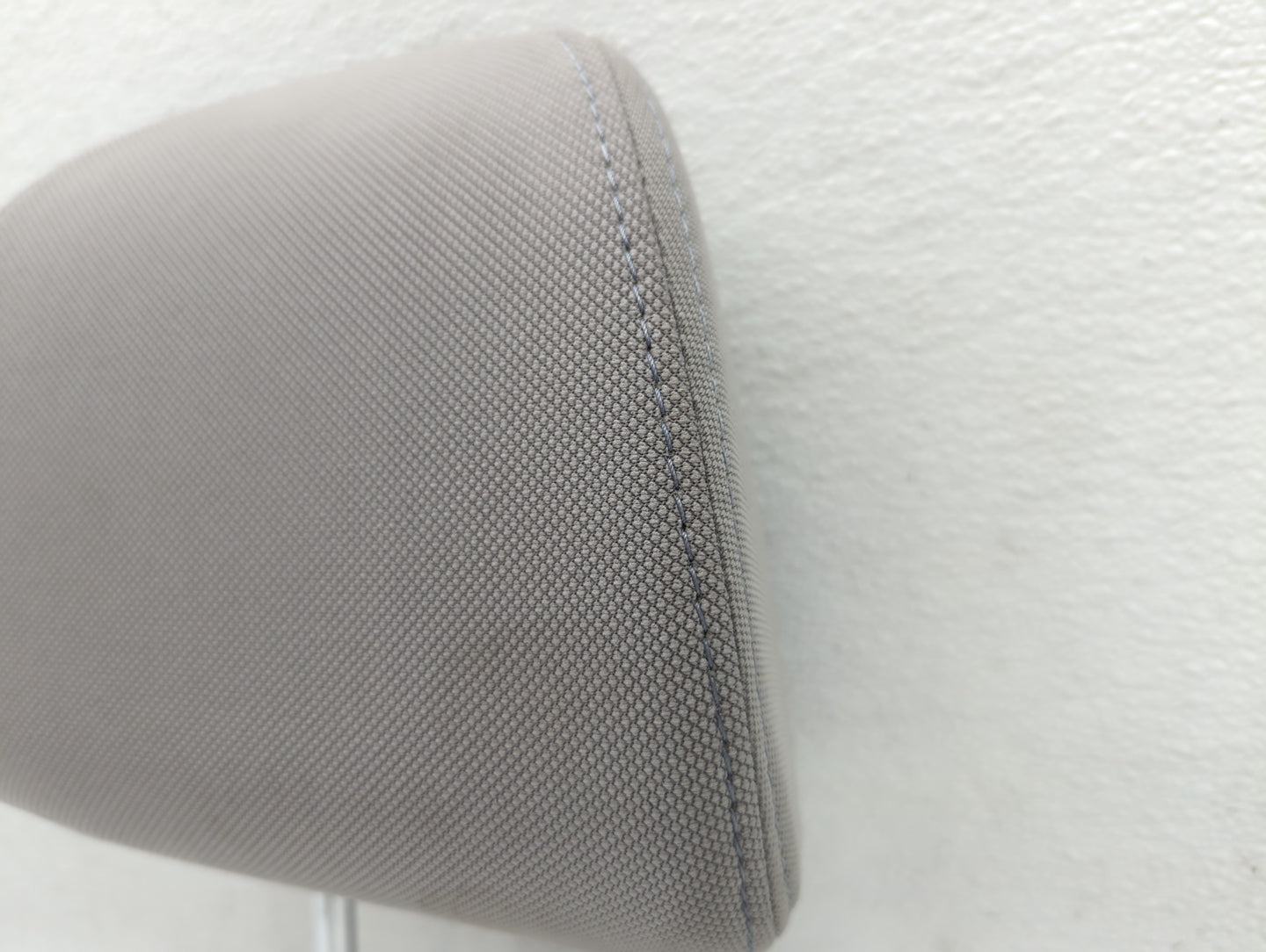 2015 Subaru Forester Headrest Head Rest Front Driver Passenger Seat Fits OEM Used Auto Parts - Oemusedautoparts1.com