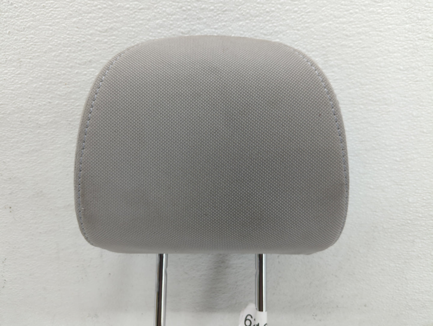 2015 Subaru Forester Headrest Head Rest Front Driver Passenger Seat Fits OEM Used Auto Parts - Oemusedautoparts1.com