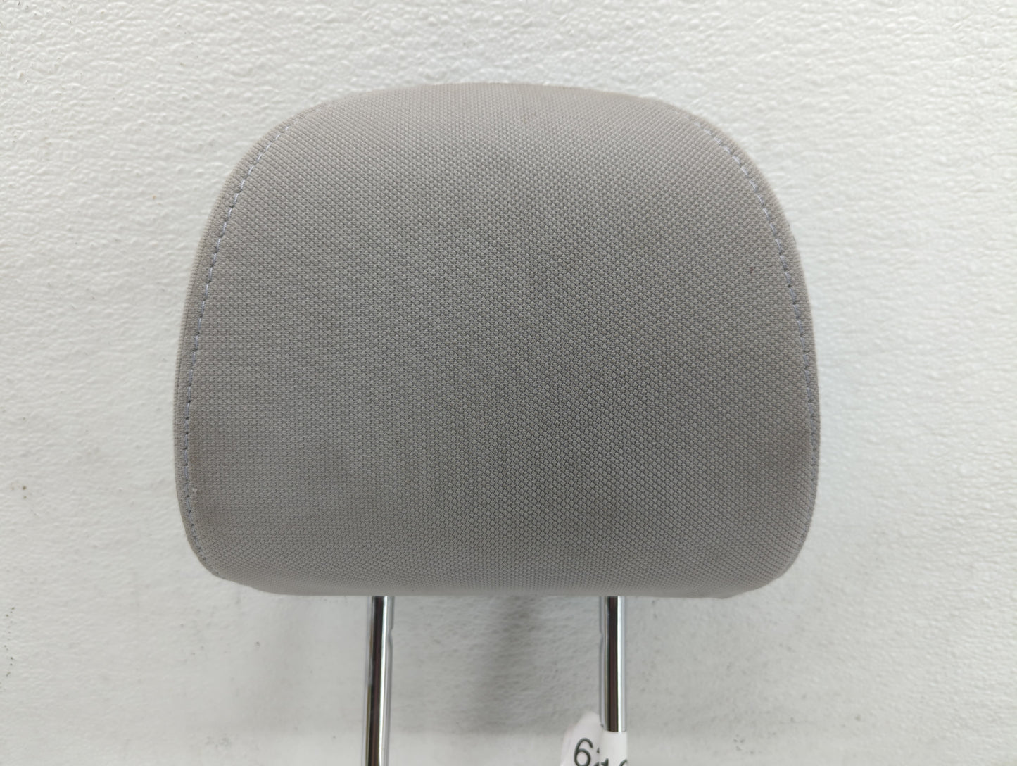 2015 Subaru Forester Headrest Head Rest Front Driver Passenger Seat Fits OEM Used Auto Parts - Oemusedautoparts1.com