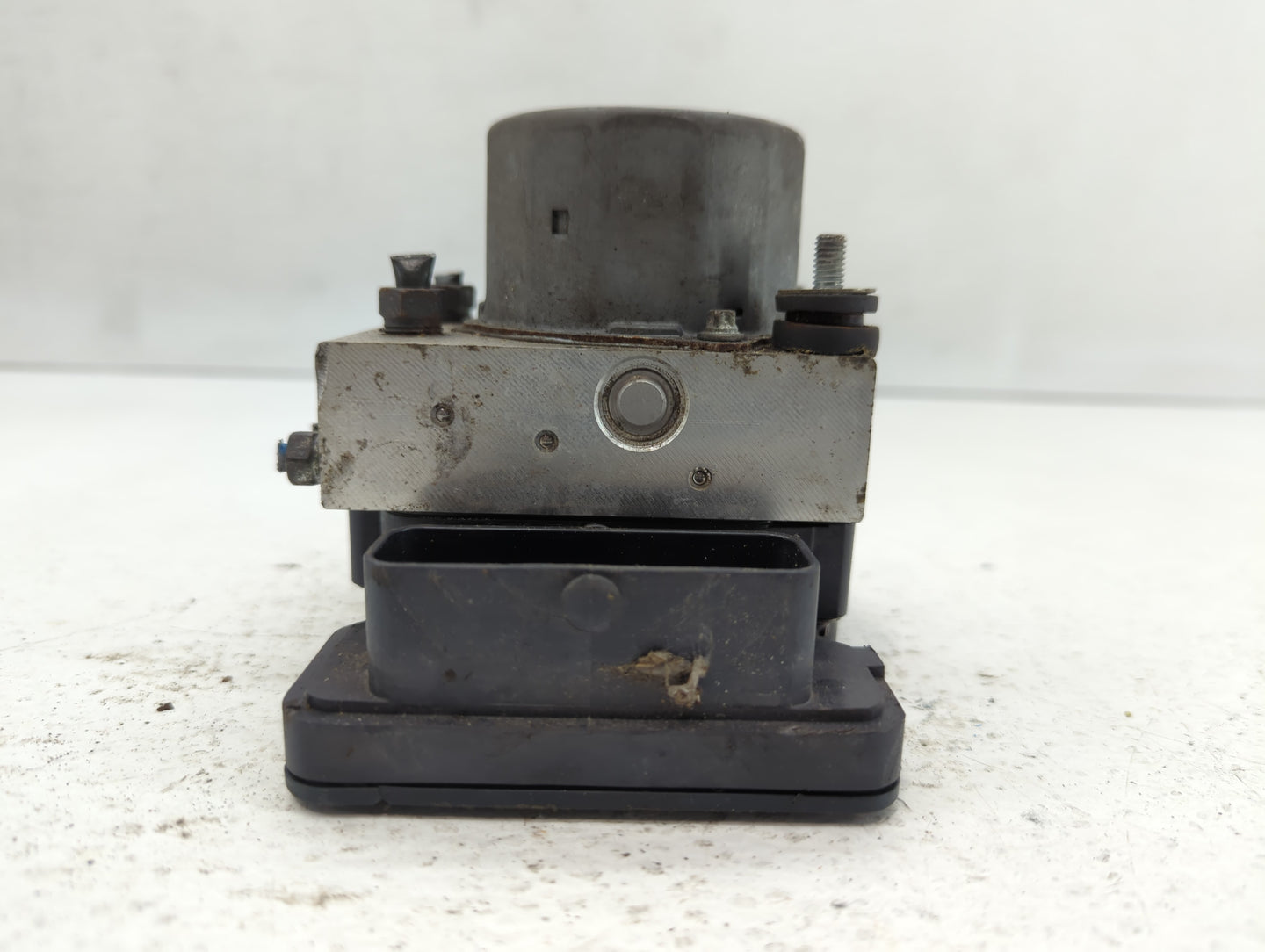 2014-2015 Subaru Forester ABS Pump Control Module Replacement P/N:269 529 27536SG000 Fits Fits 2014 2015 OEM Used Auto Parts