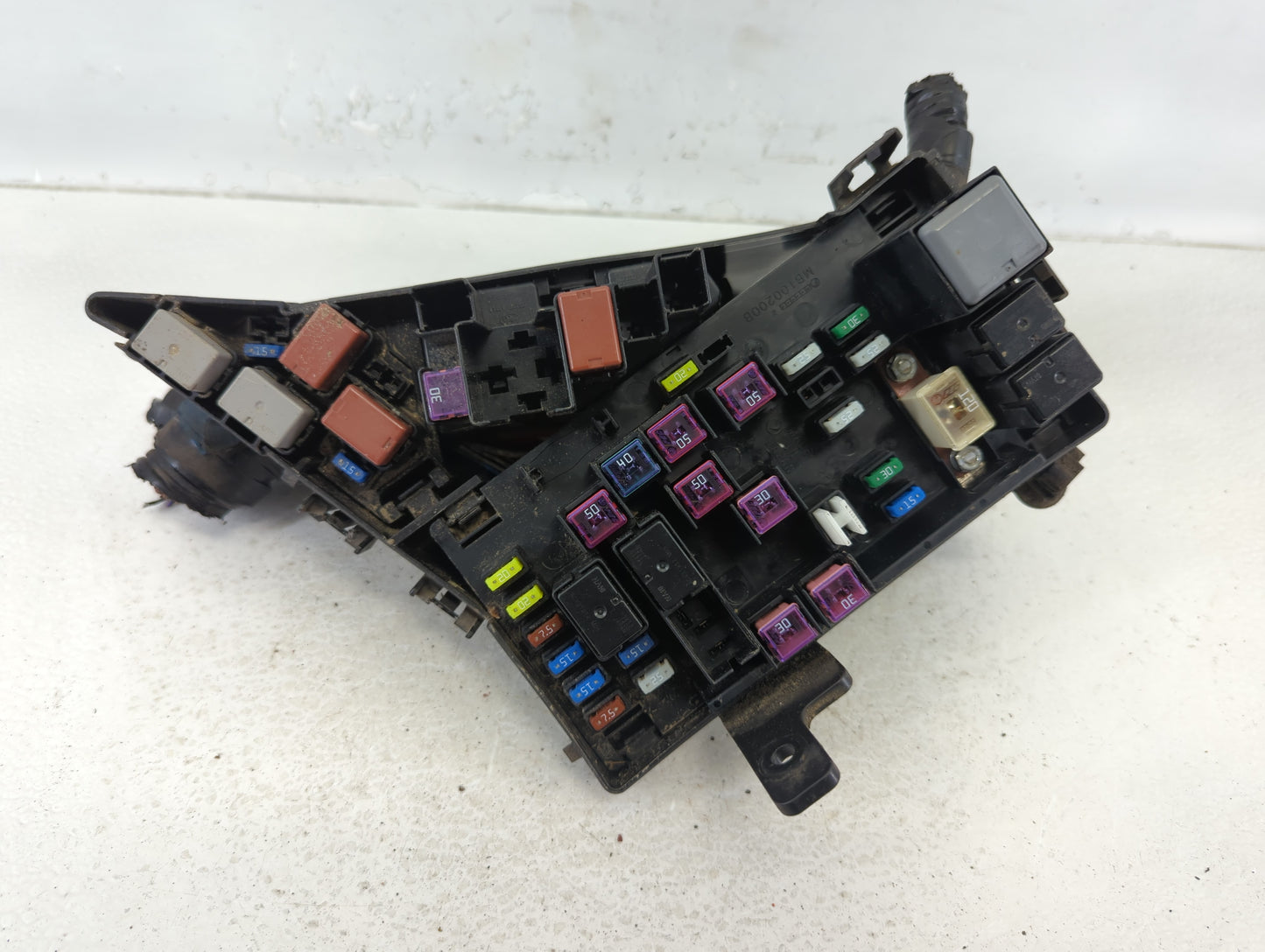 2014-2015 Subaru Forester Fusebox Fuse Box Panel Relay Module P/N:MB100200B Fits Fits 2014 2015 OEM Used Auto Parts - Oemuse