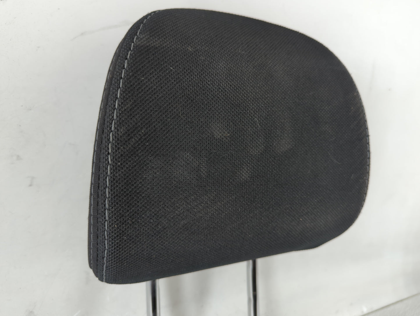2015 Subaru Forester Headrest Head Rest Front Driver Passenger Seat Black - Oemusedautoparts1.com