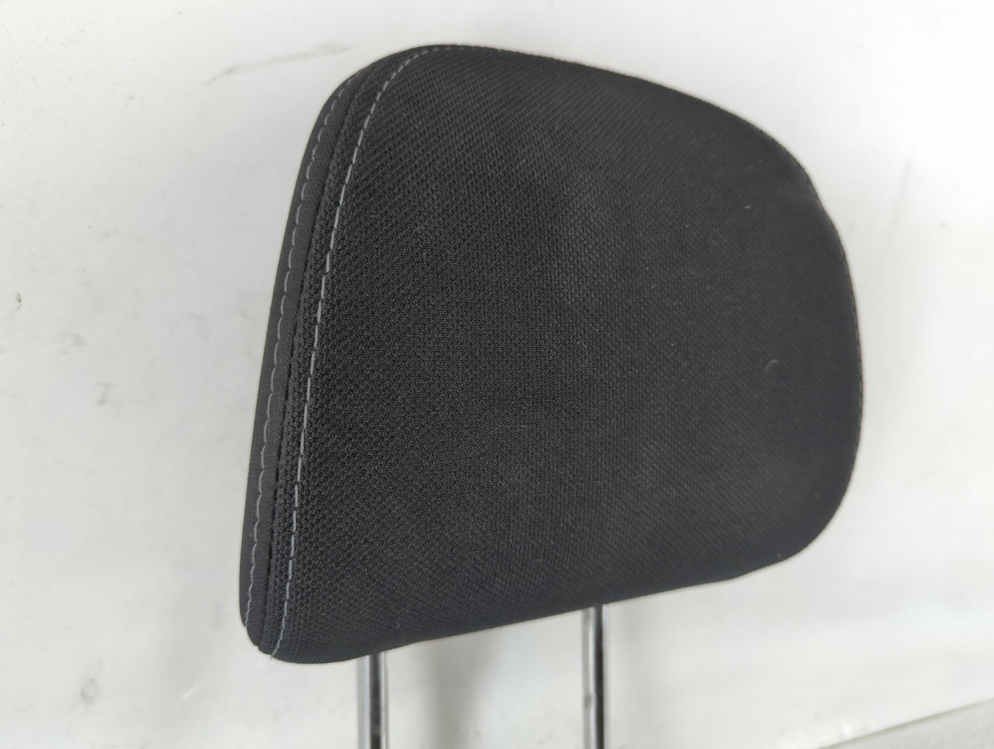 2015 Subaru Forester Headrest Head Rest Front Driver Passenger Seat Black - Oemusedautoparts1.com