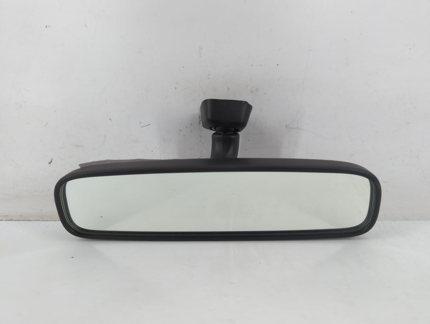 2015 Subaru Forester Interior Rear View Mirror Replacement OEM P/N:E4012197 E4022197 Fits OEM Used Auto Parts - Oemusedautop