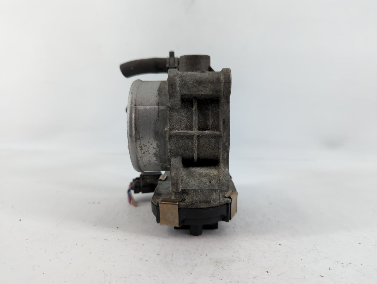2014-2018 Subaru Forester Throttle Body Fits Fits 2014 2015 2016 2017 2018 2019 2020 2021 OEM Used Auto Parts - Oemusedautop