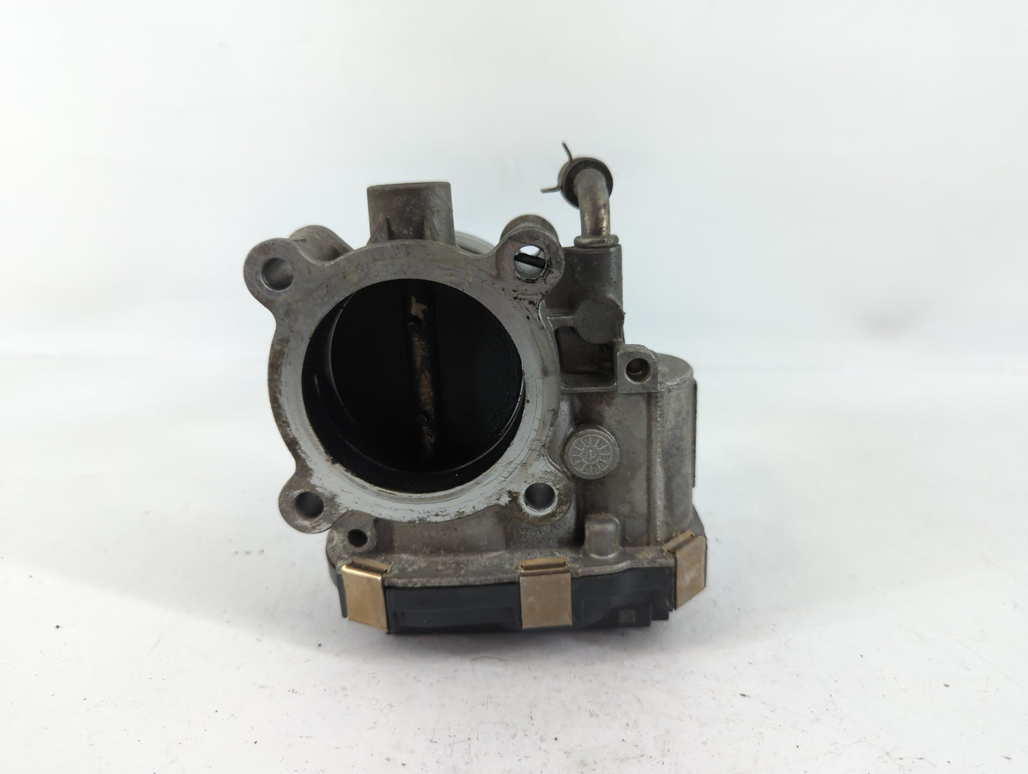2014-2018 Subaru Forester Throttle Body Fits Fits 2014 2015 2016 2017 2018 2019 2020 2021 OEM Used Auto Parts - Oemusedautop