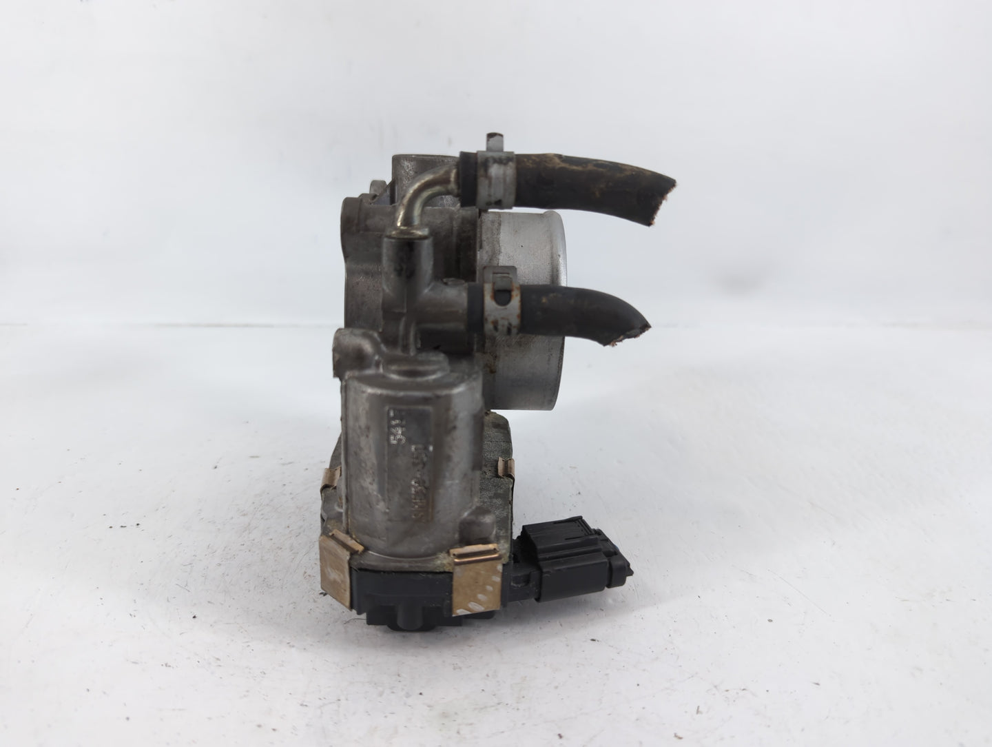 2014-2018 Subaru Forester Throttle Body Fits Fits 2014 2015 2016 2017 2018 2019 2020 2021 OEM Used Auto Parts - Oemusedautop