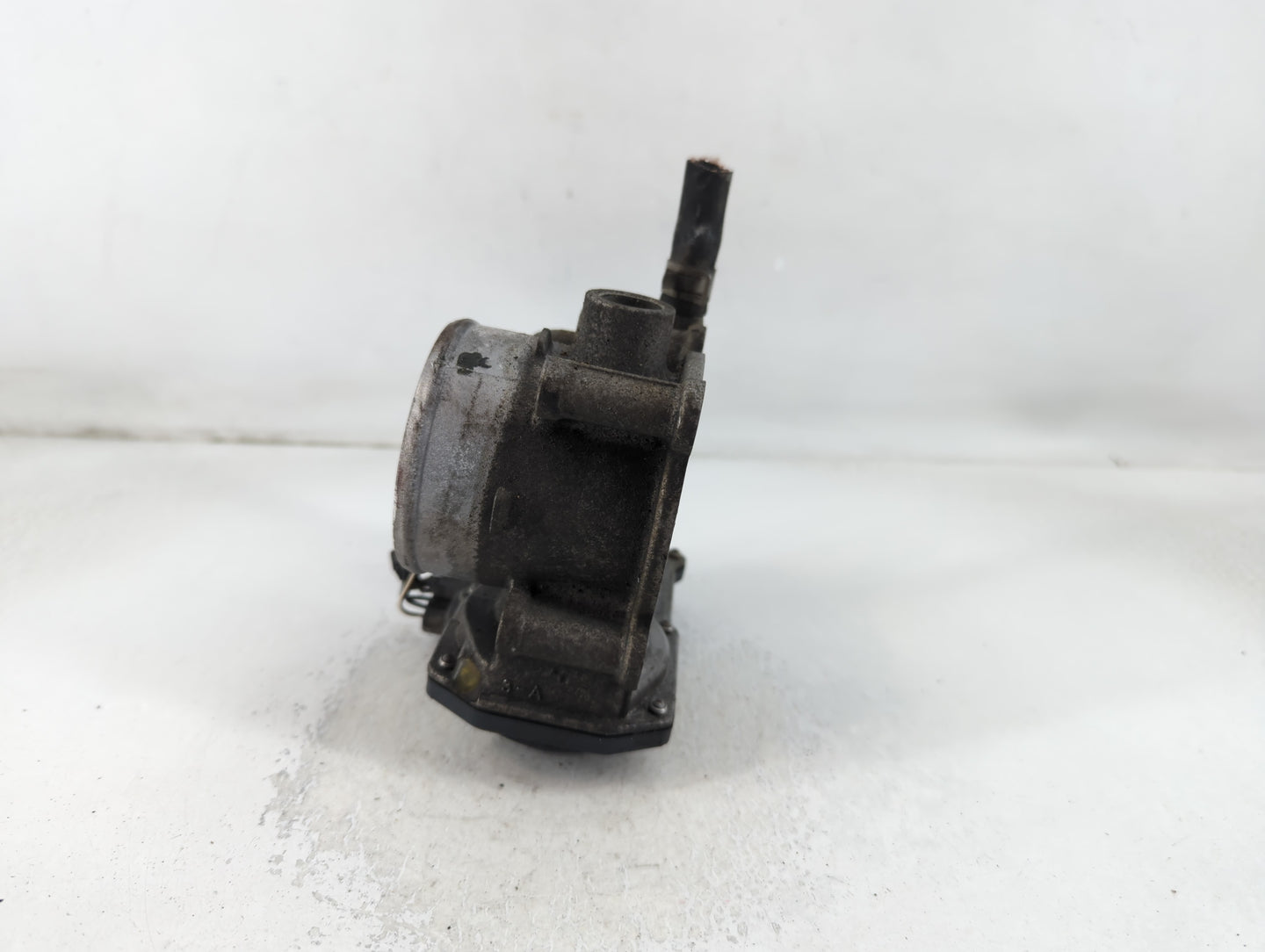 2011-2018 Subaru Forester Throttle Body P/N:16112AA380 Fits Fits 2011 2012 2013 2014 2015 2016 2017 2018 OEM Used Auto Parts