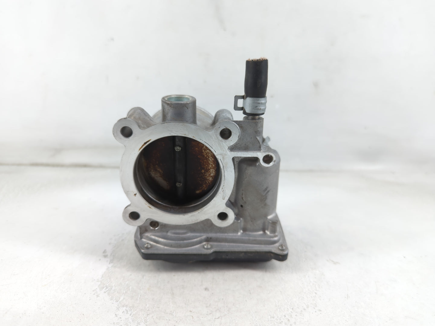 2011-2018 Subaru Forester Throttle Body P/N:16112AA380 Fits Fits 2011 2012 2013 2014 2015 2016 2017 2018 OEM Used Auto Parts