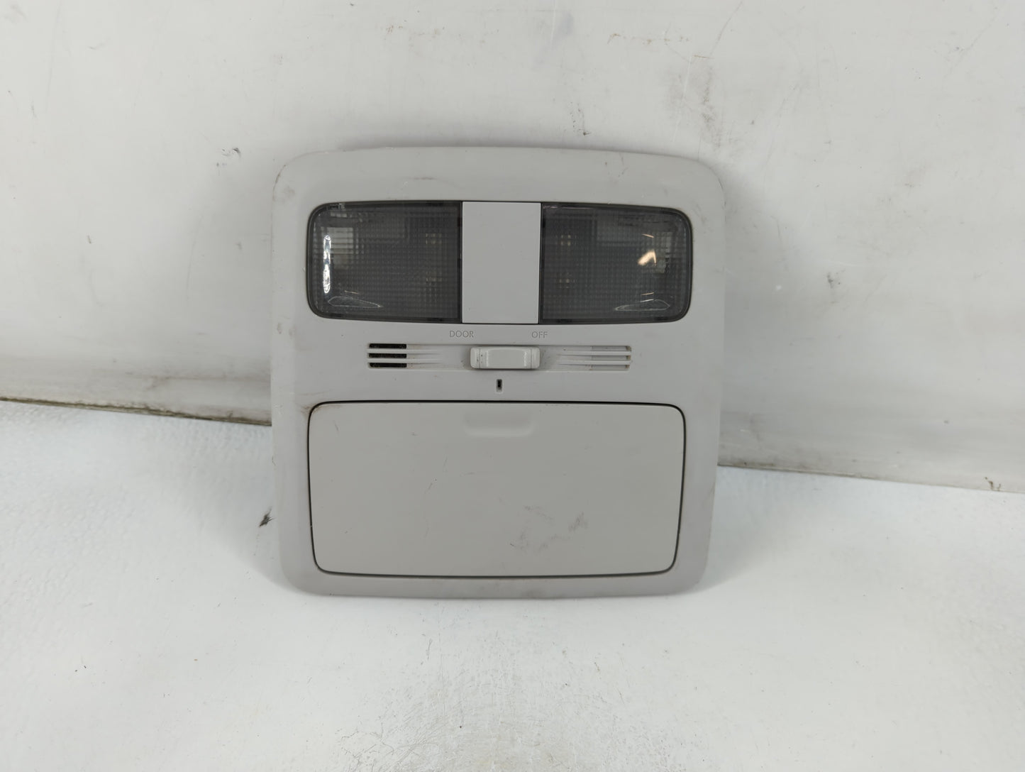2015 Subaru Forester Overhead Roof Console - Oemusedautoparts1.com
