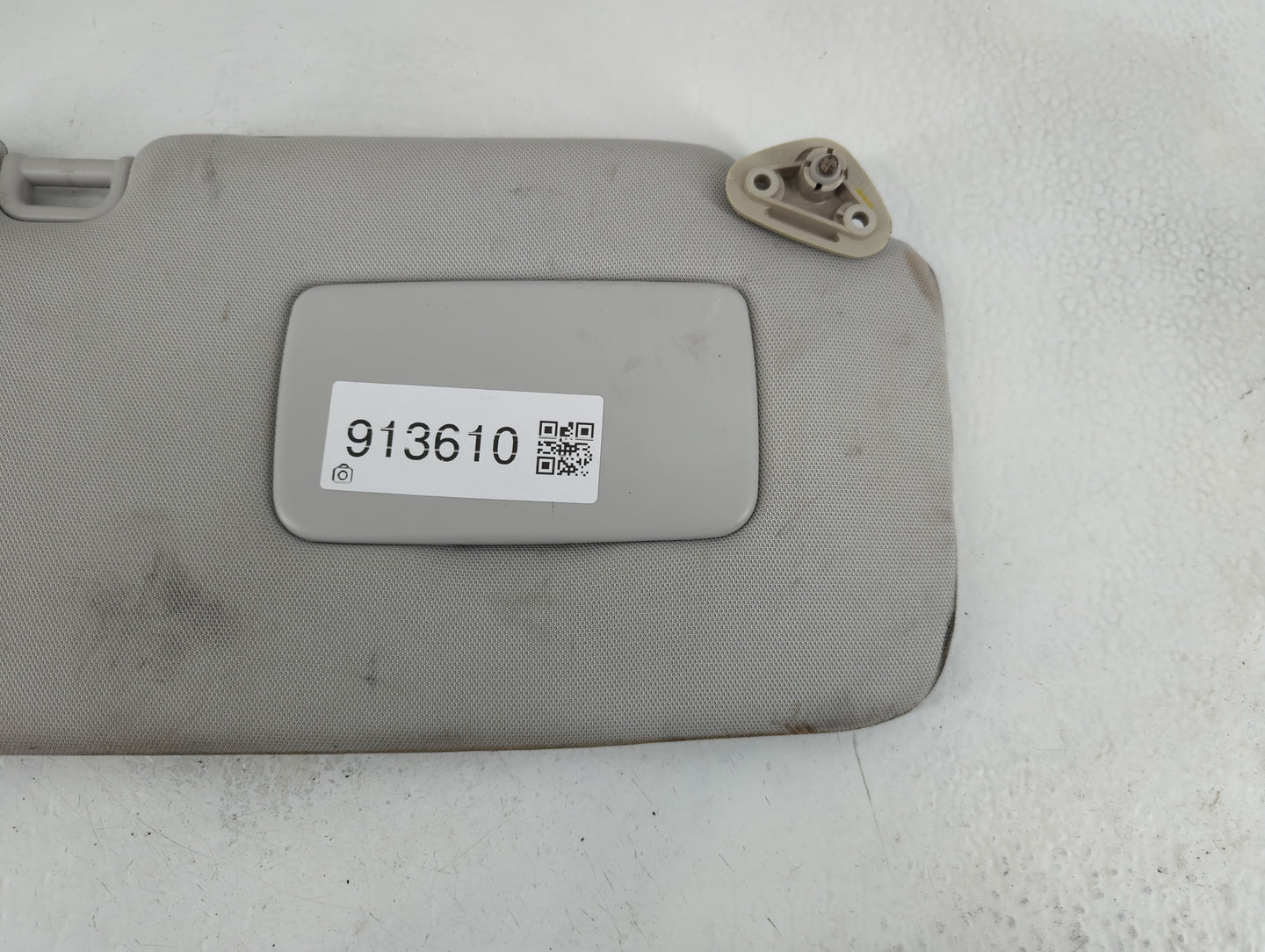 2015 Subaru Forester Sun Visor Shade Replacement Passenger Right Mirror Fits OEM Used Auto Parts - Oemusedautoparts1.com
