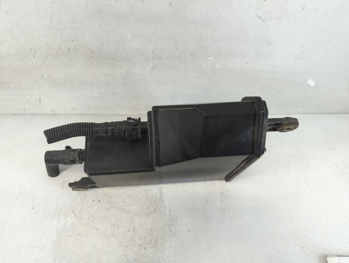 2015 Subaru Forester Fuel Vapor Charcoal Canister 927185 - Oemusedautoparts1.com