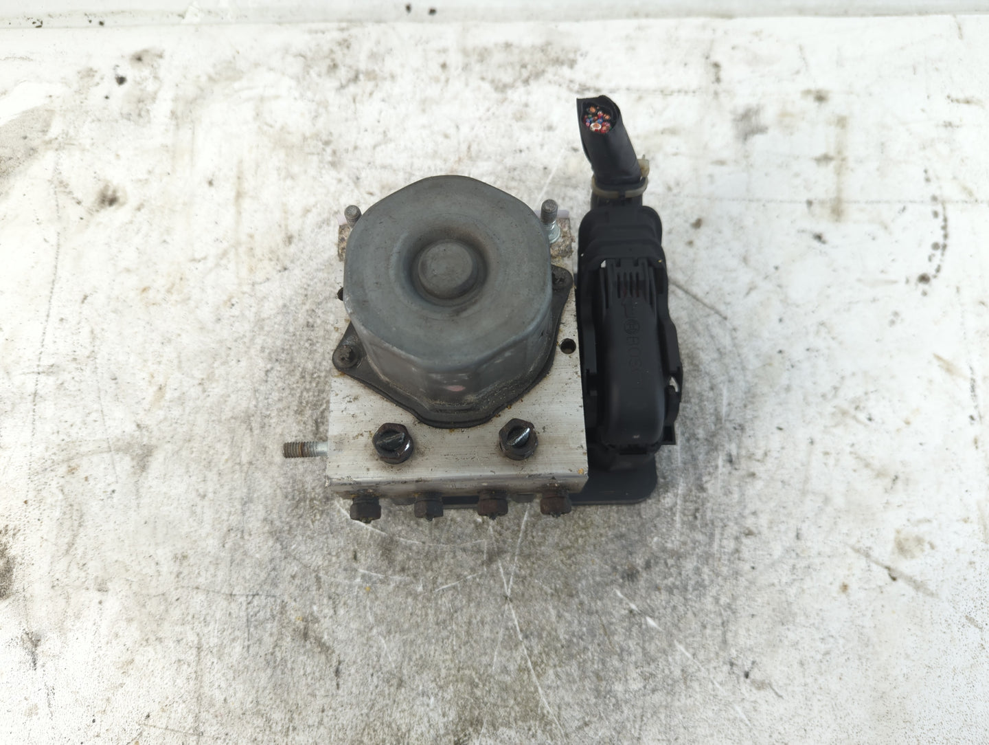 2014-2015 Subaru Forester ABS Pump Control Module Replacement P/N:27536SG080 Fits Fits 2014 2015 OEM Used Auto Parts - Oemus