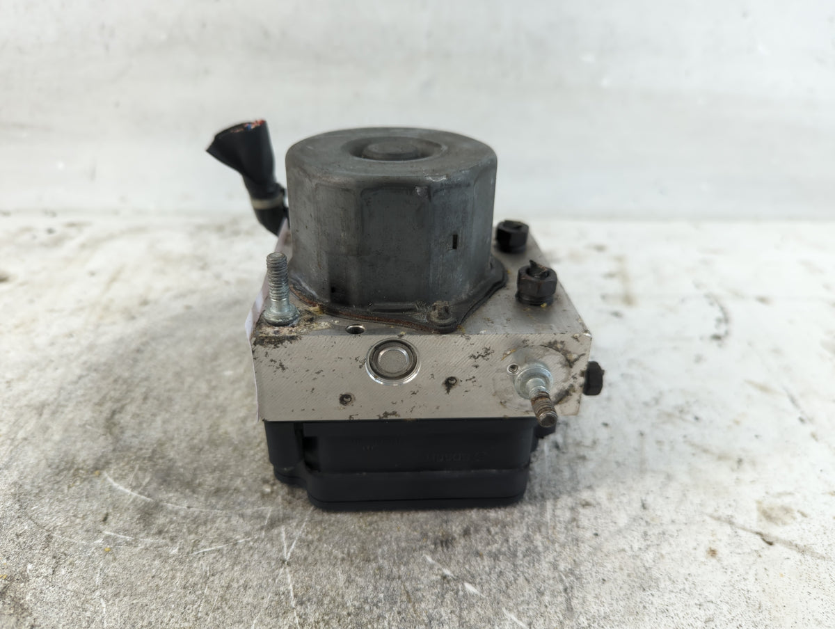 2014-2015 Subaru Forester Anti-Lock Brake ABS Pump Module Actuator OEM P/N:27536SG080 Fits Fits 2014 2015 OEM Used Auto Part