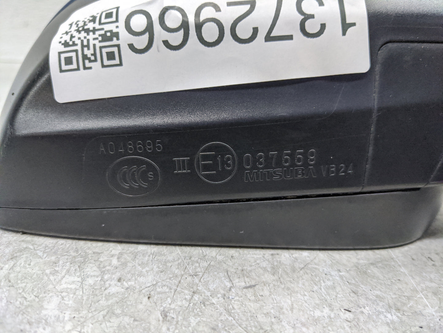 2015 Subaru Impreza Passenger Side View Mirror - Right Door Mirror OEM Used - Oemusedautoparts1.com