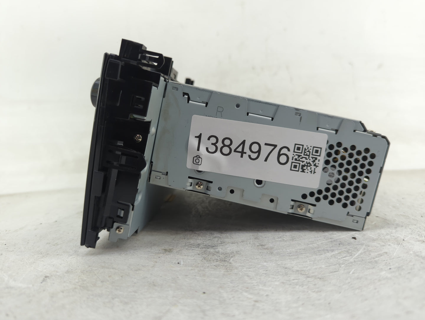 2015 Subaru Impreza Radio AM FM Cd Player Receiver Replacement P/N:86271FJ630 Fits OEM Used Auto Parts - Oemusedautoparts1.c