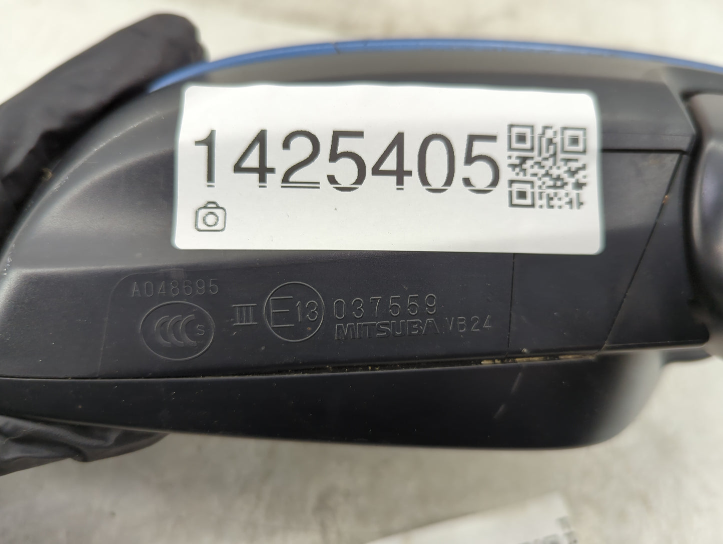 2015 Subaru Impreza Passenger Side View Mirror - Right Door Mirror OEM Used - Oemusedautoparts1.com