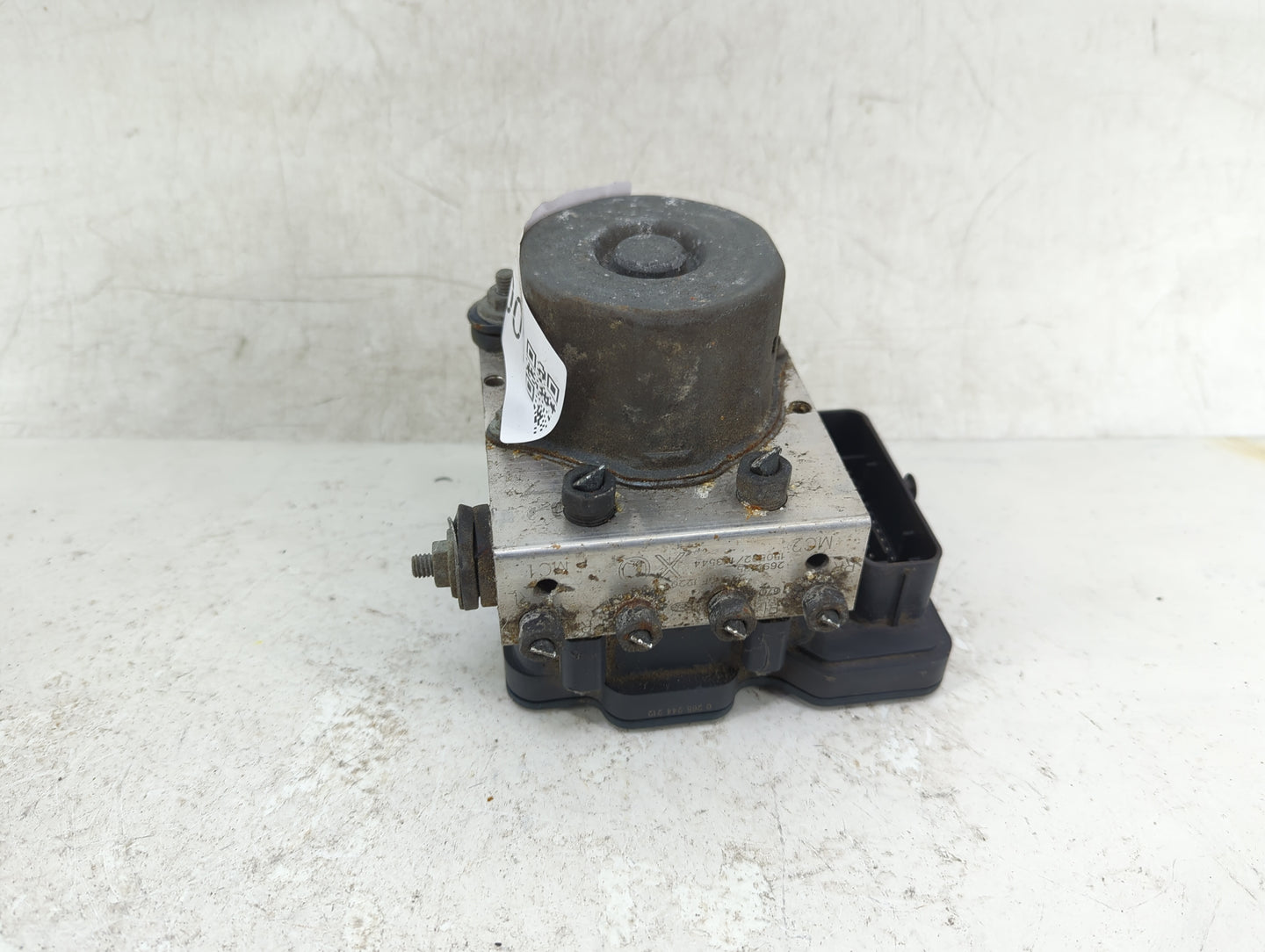 2015-2016 Subaru Impreza ABS Pump Control Module Replacement Fits Fits 2015 2016 OEM Used Auto Parts - Oemusedautoparts1.com