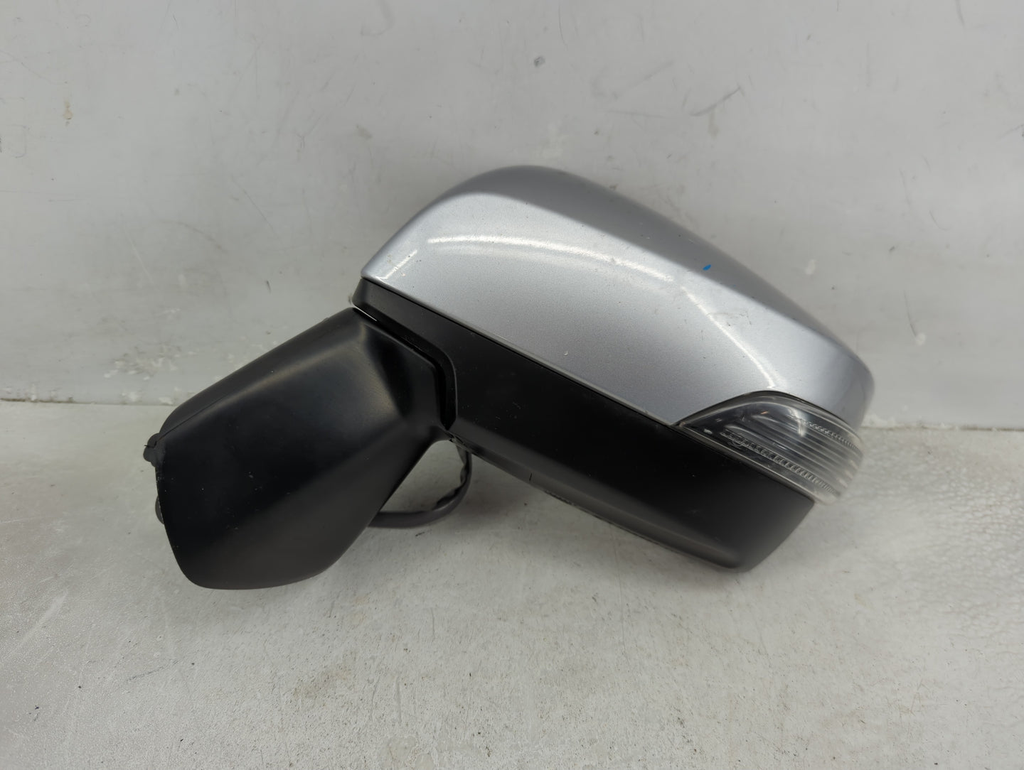 2015 Subaru Impreza Driver Side View Mirror - Left Door Mirror OEM Used - Oemusedautoparts1.com